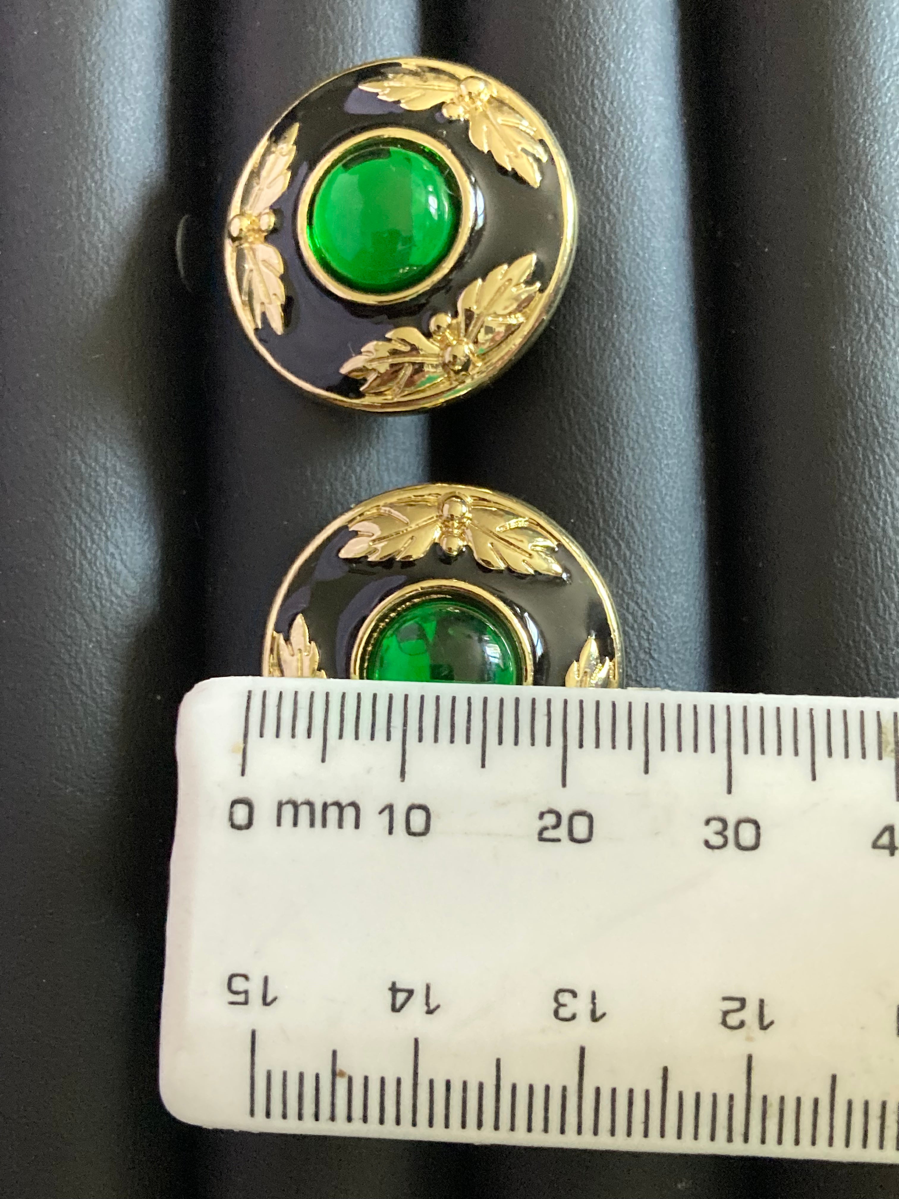 Black enamel gold emerald green gripoix style cabochon round pierced earrings