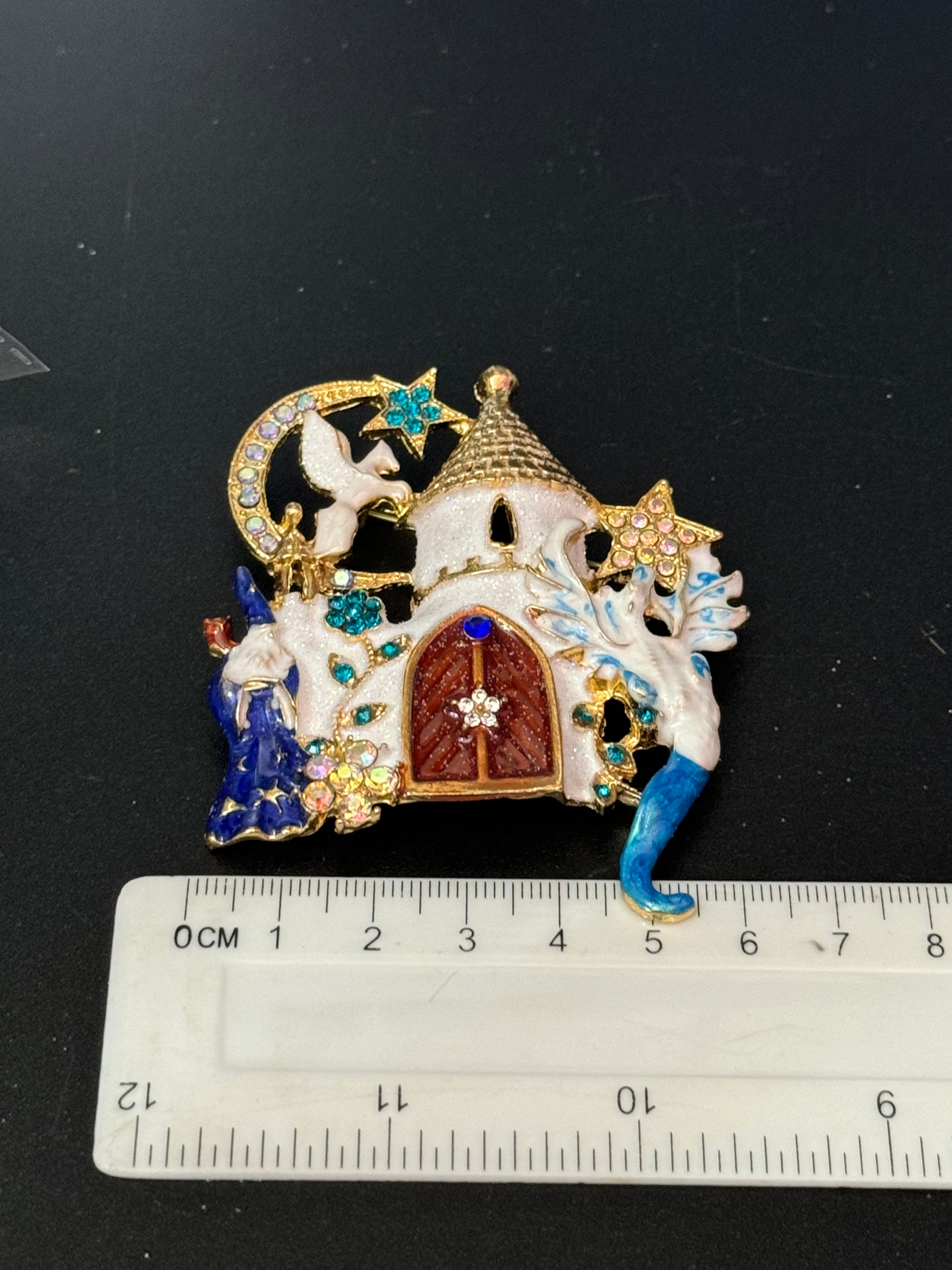 Large Magical wizards and dragons castle fantasy brooch Crystal white enamel