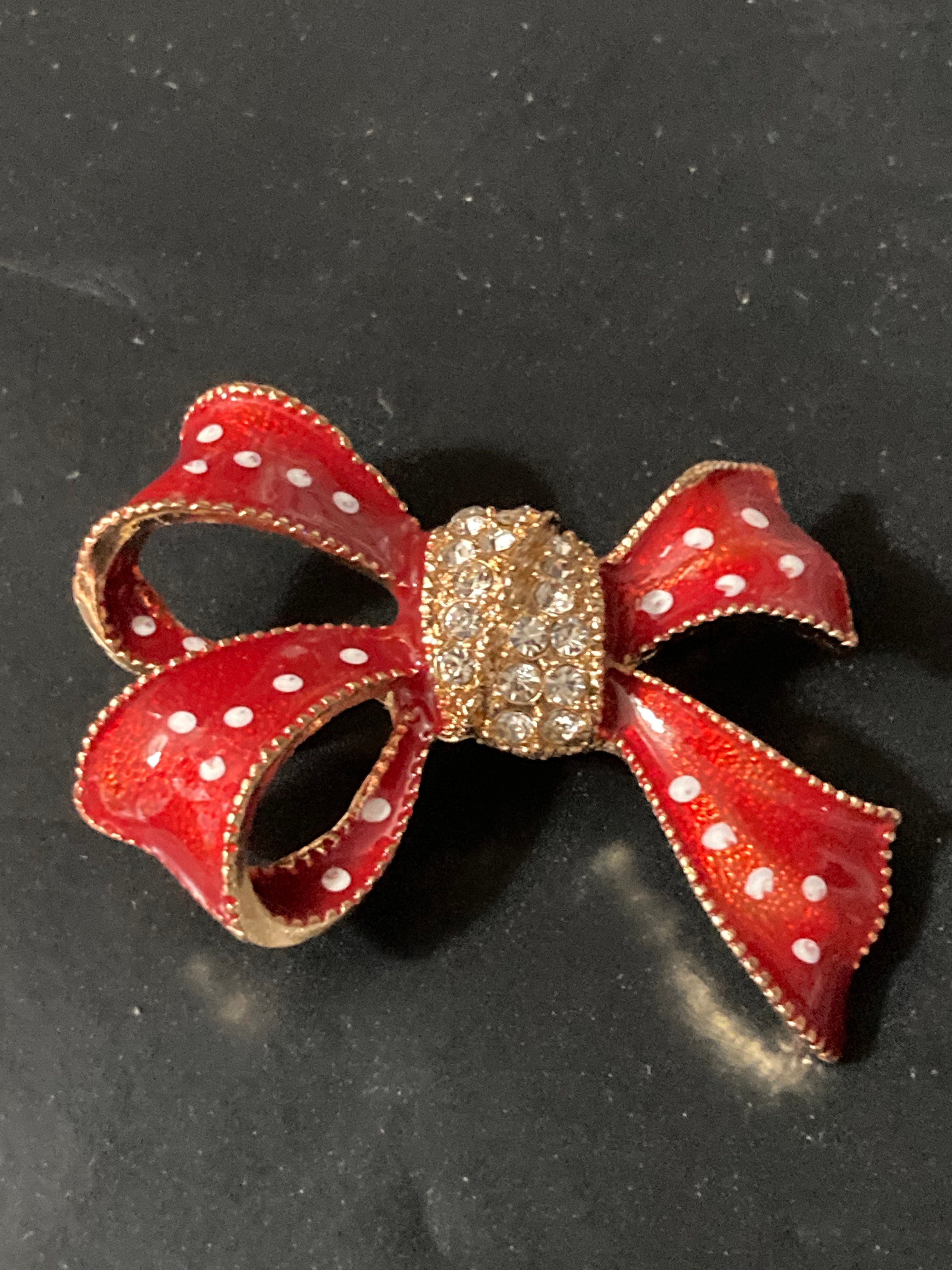 Cure red and white polka dot diamanté bow brooch