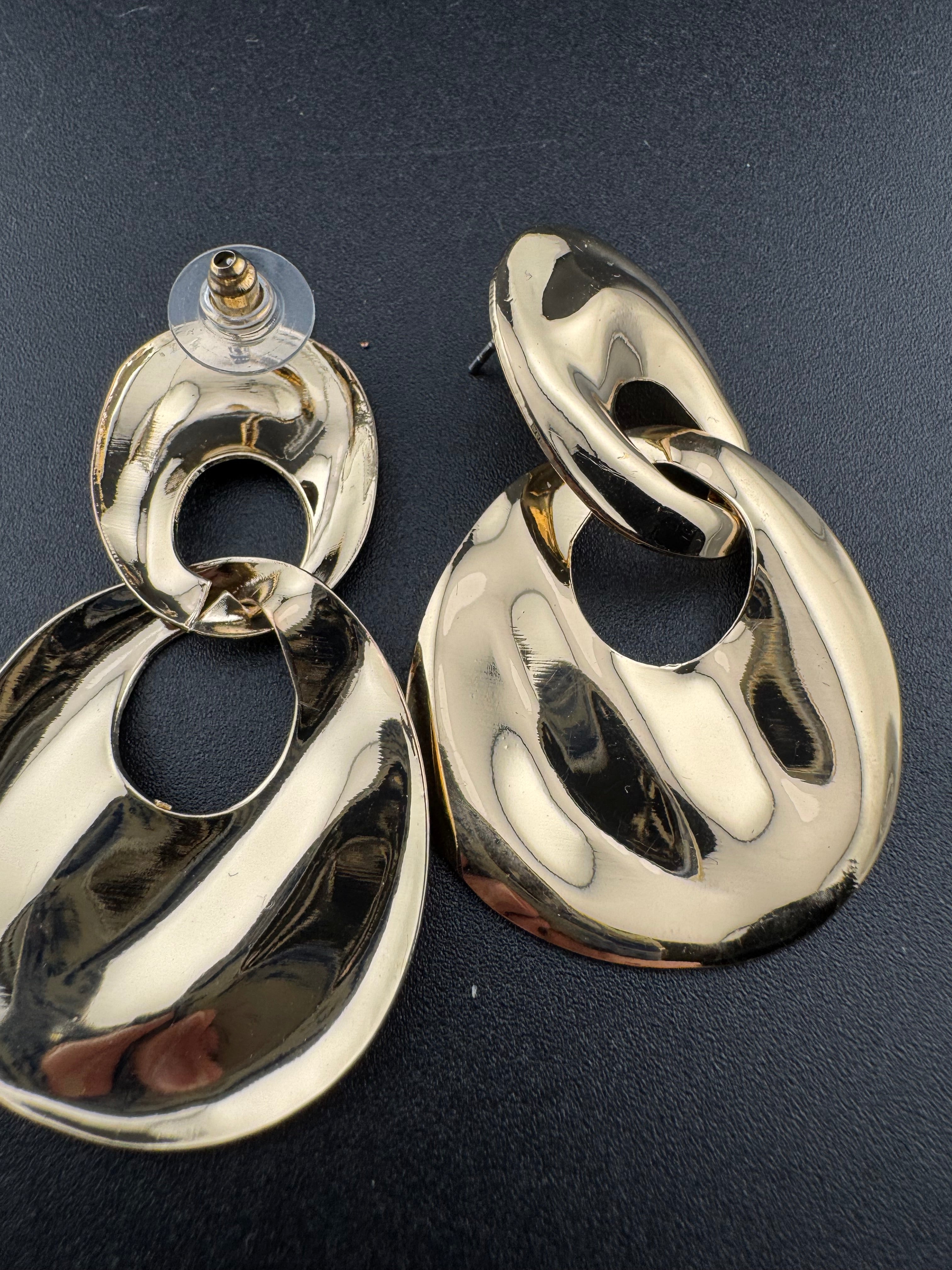 80s style gold tone oversized door knocker clip on earrings