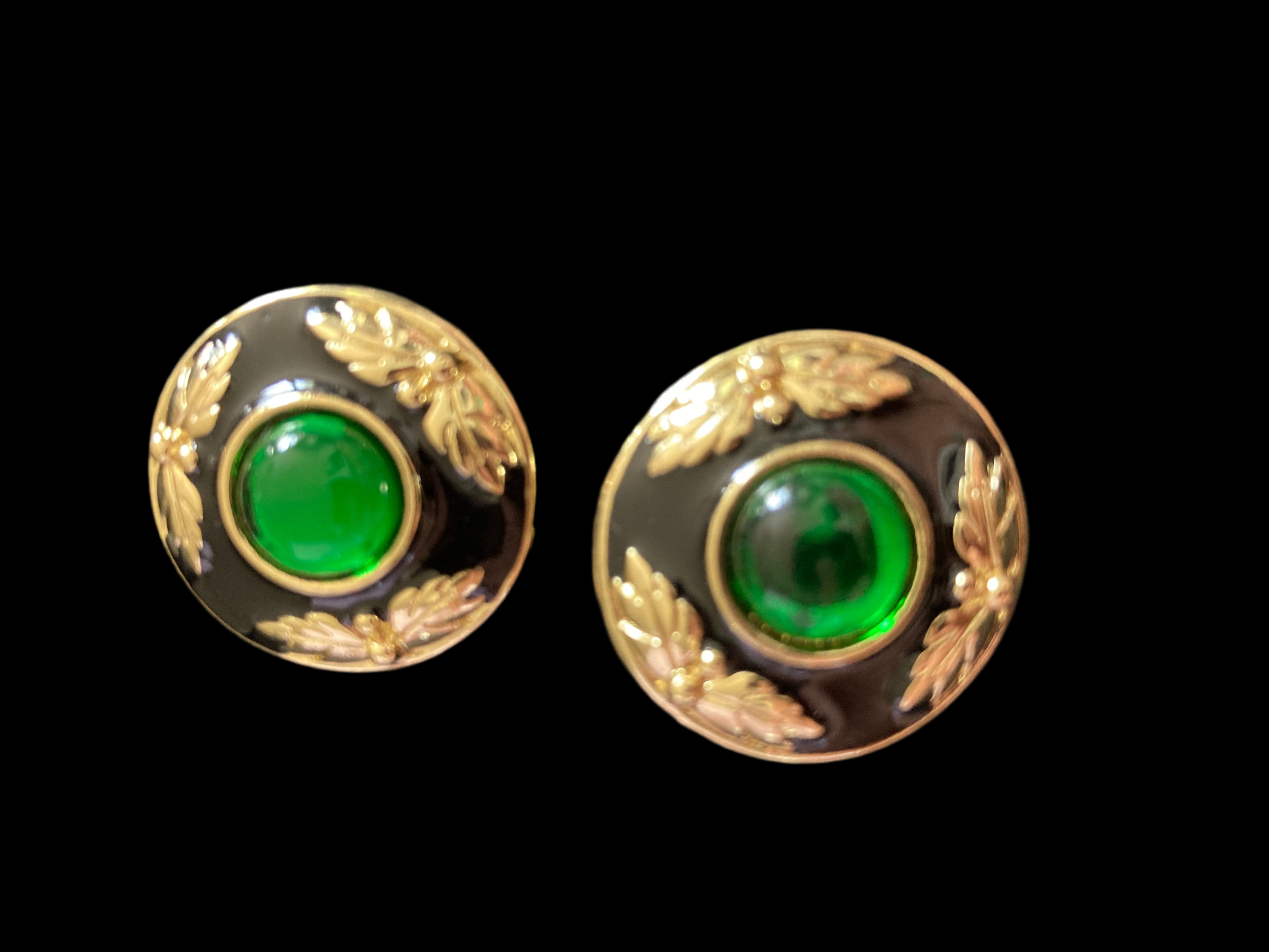 Black enamel gold emerald green gripoix style cabochon round pierced earrings