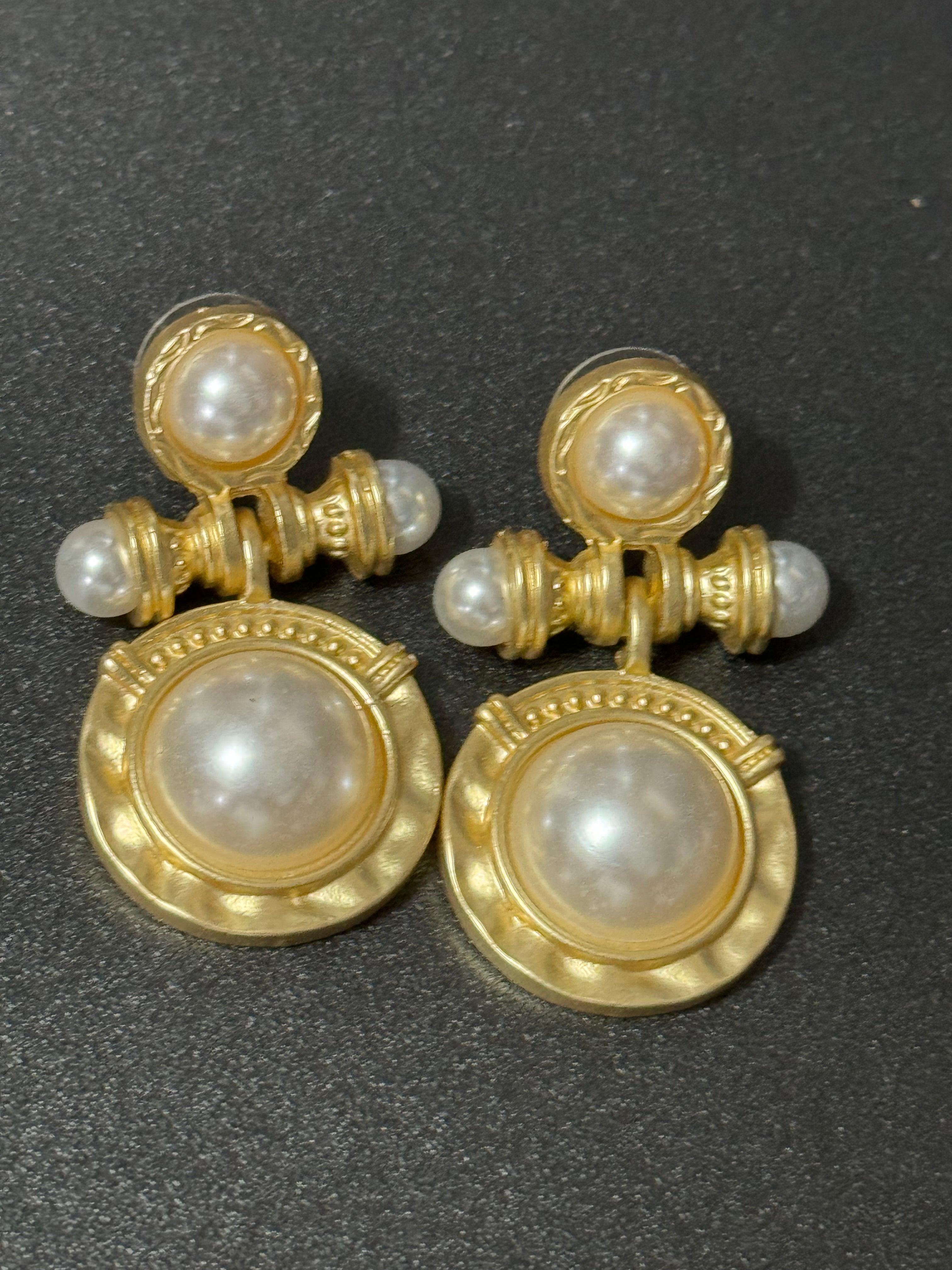 Etruscan style gold pearl cabochon drop pierced earrings