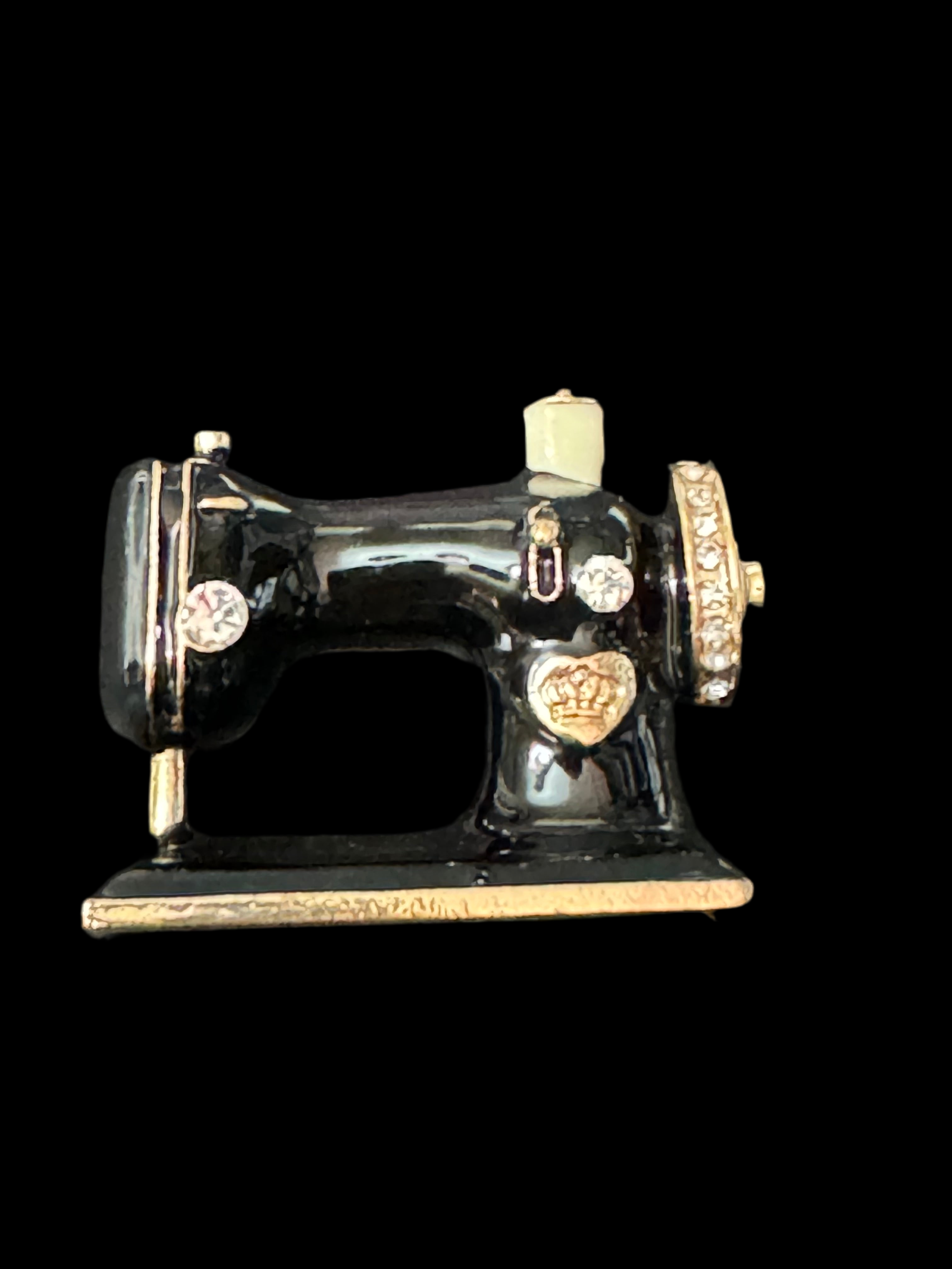 Vintage style sewing machine brooch black , gold tone enamel with crystals