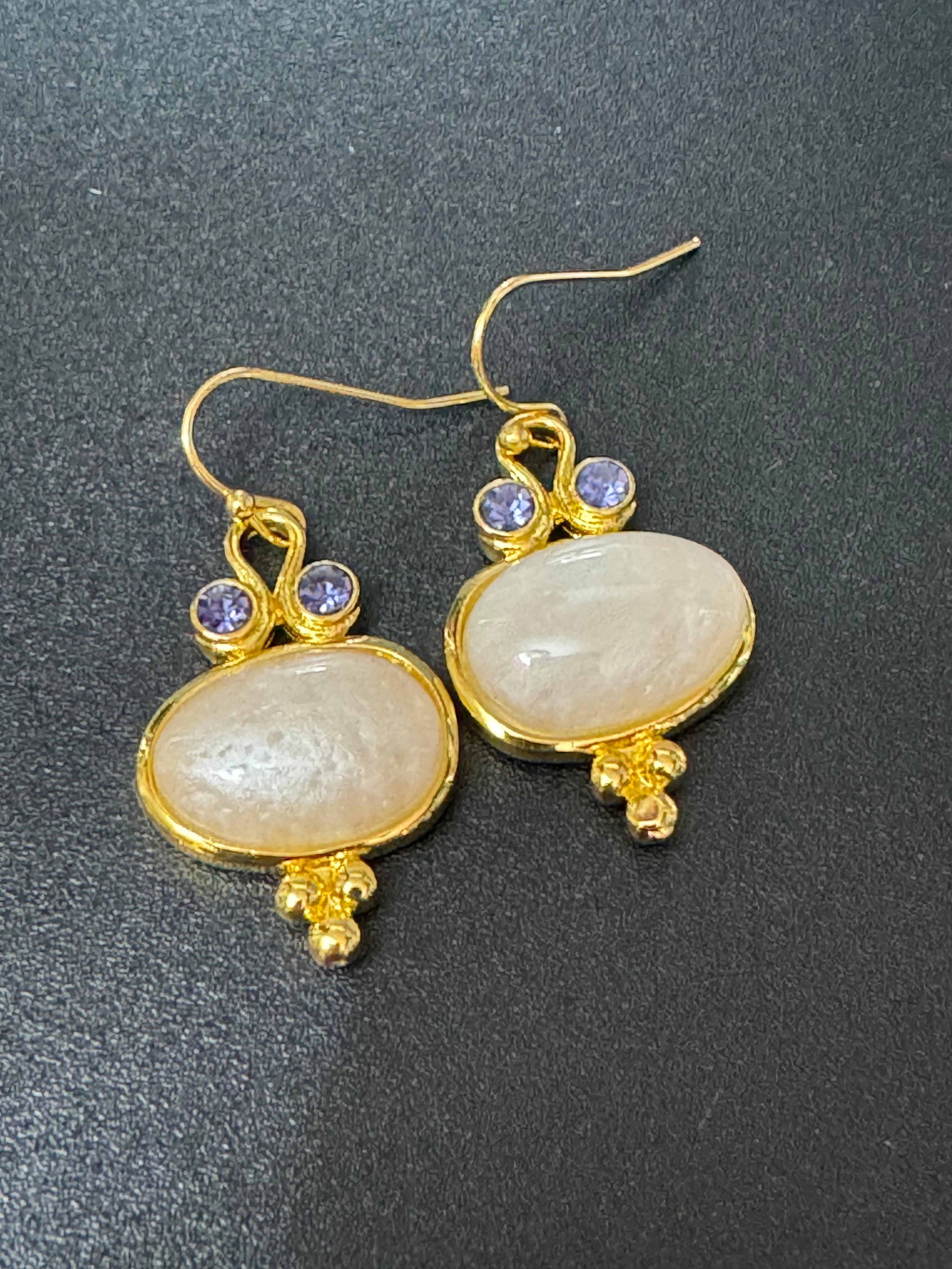 Dainty Etruscan gold tone purple crystal faux pearl cabochon pierced drop earrings