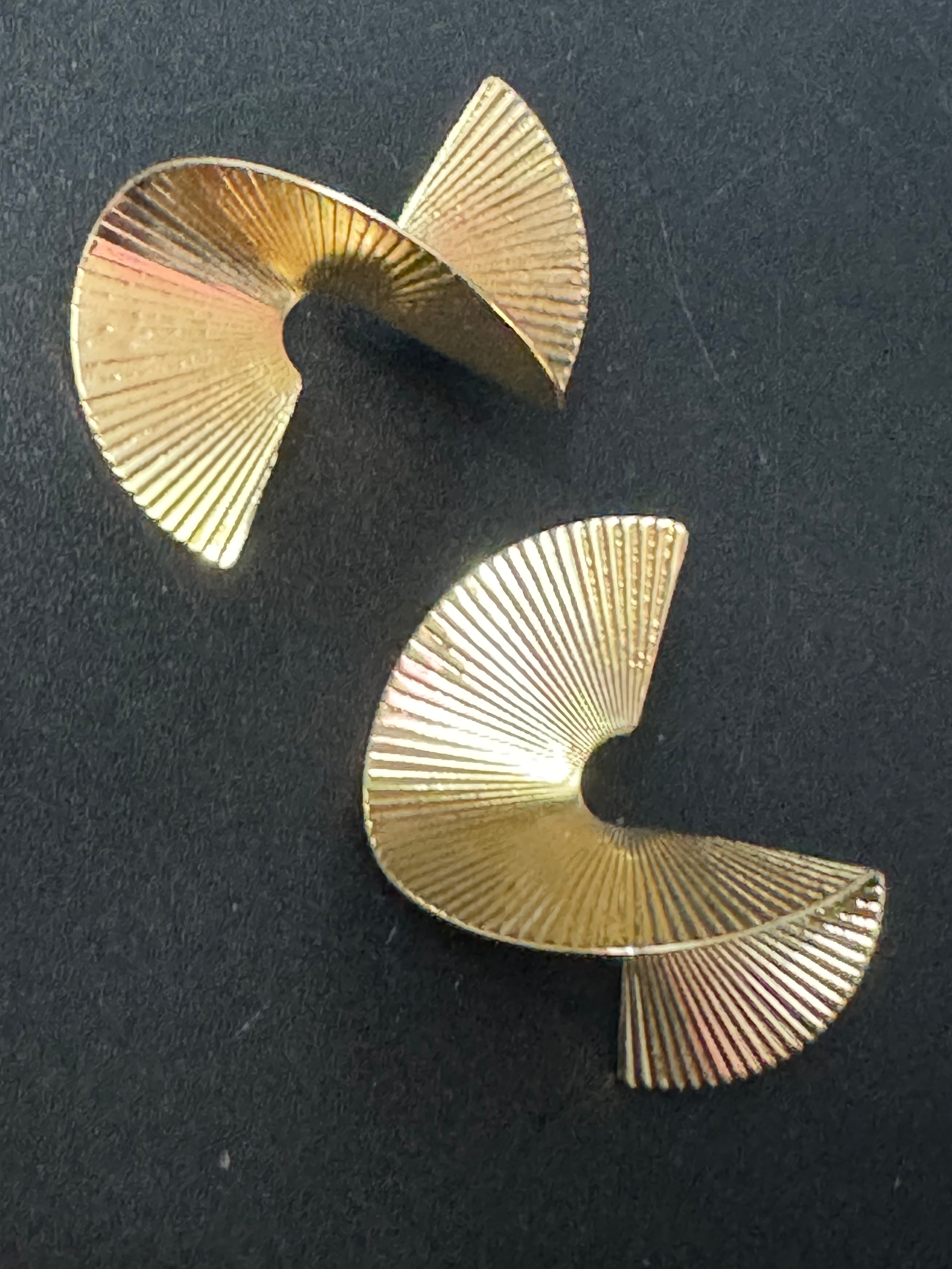 Oversized twisted abstract fan earrings gold tone