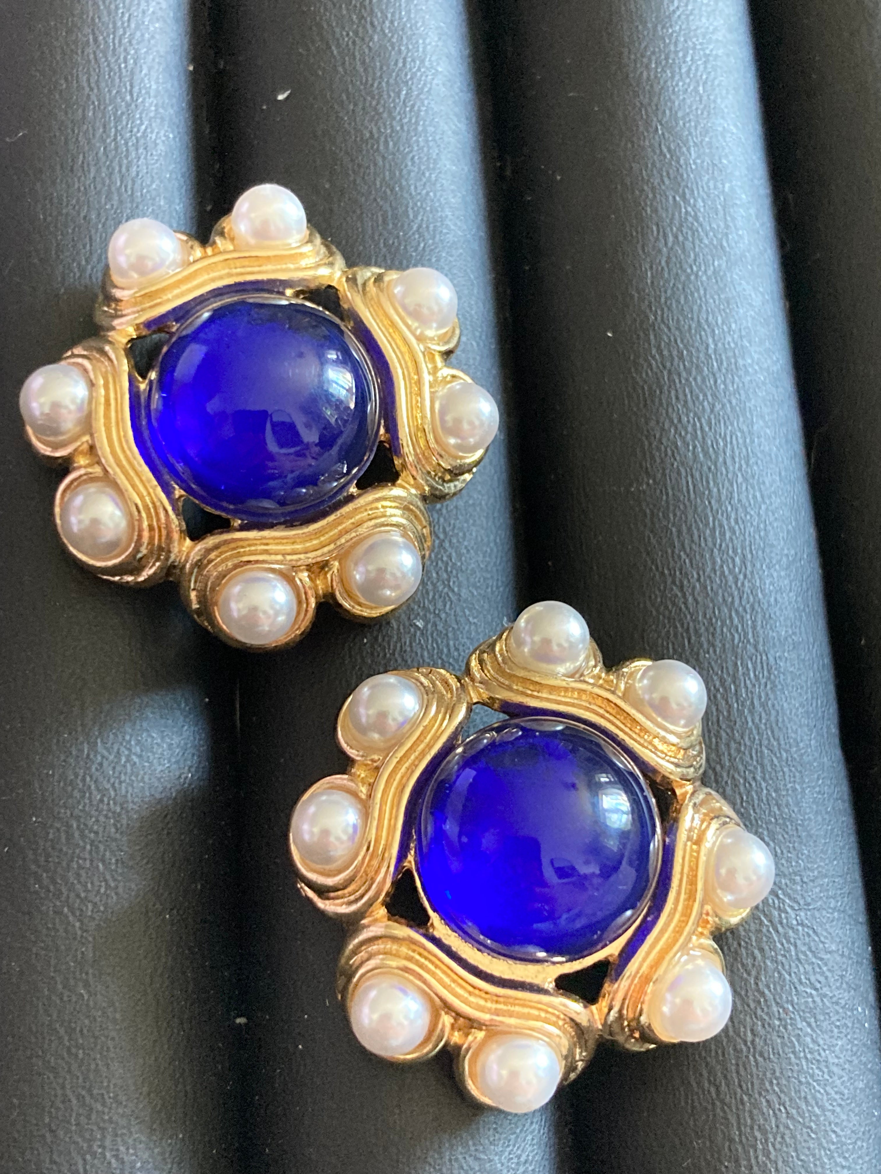 gold sapphire blue faux pearl gripoix style cabochon round pierced stud earrings