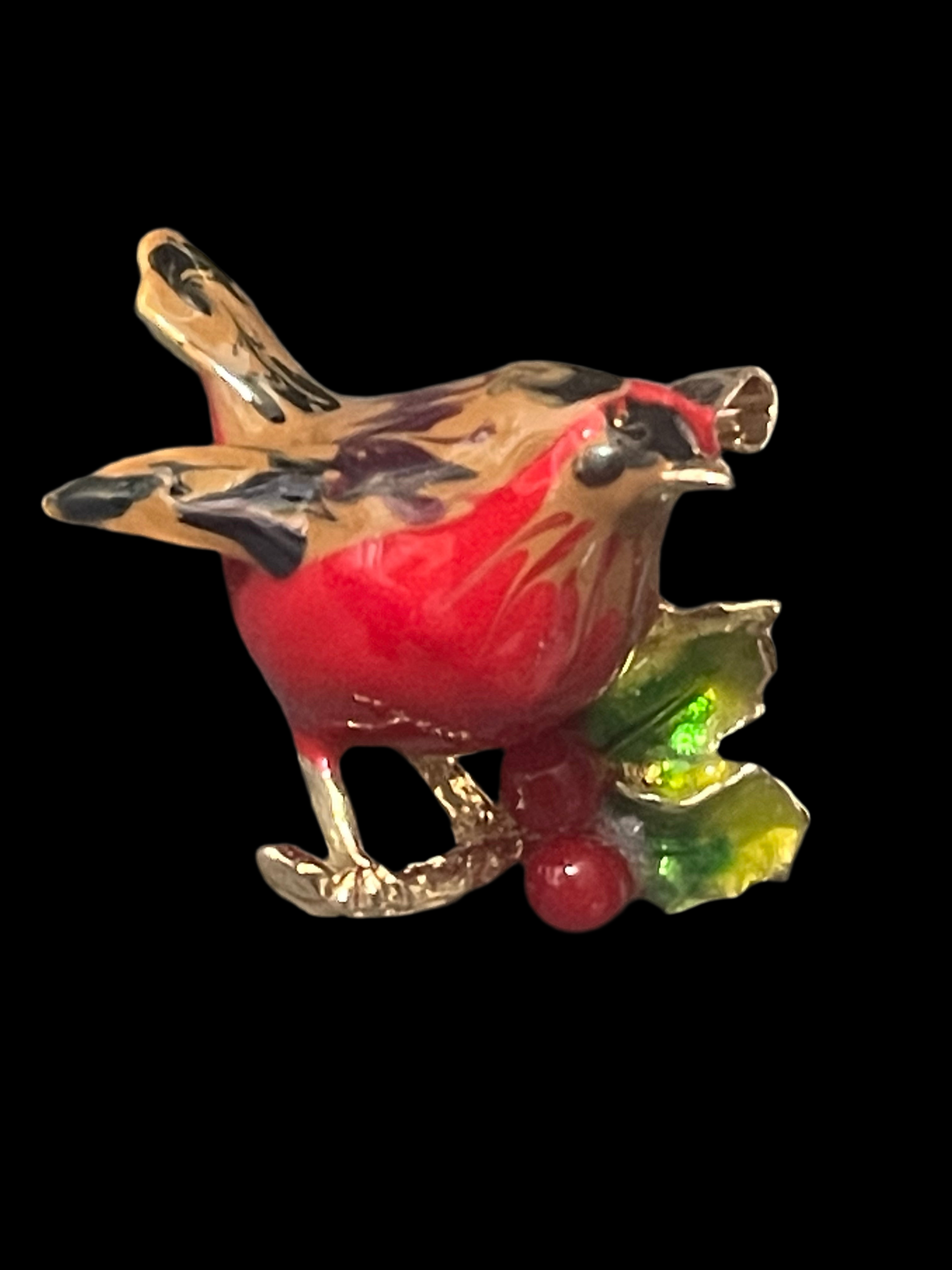 Plump Christmas robin brooch red enamel with holly