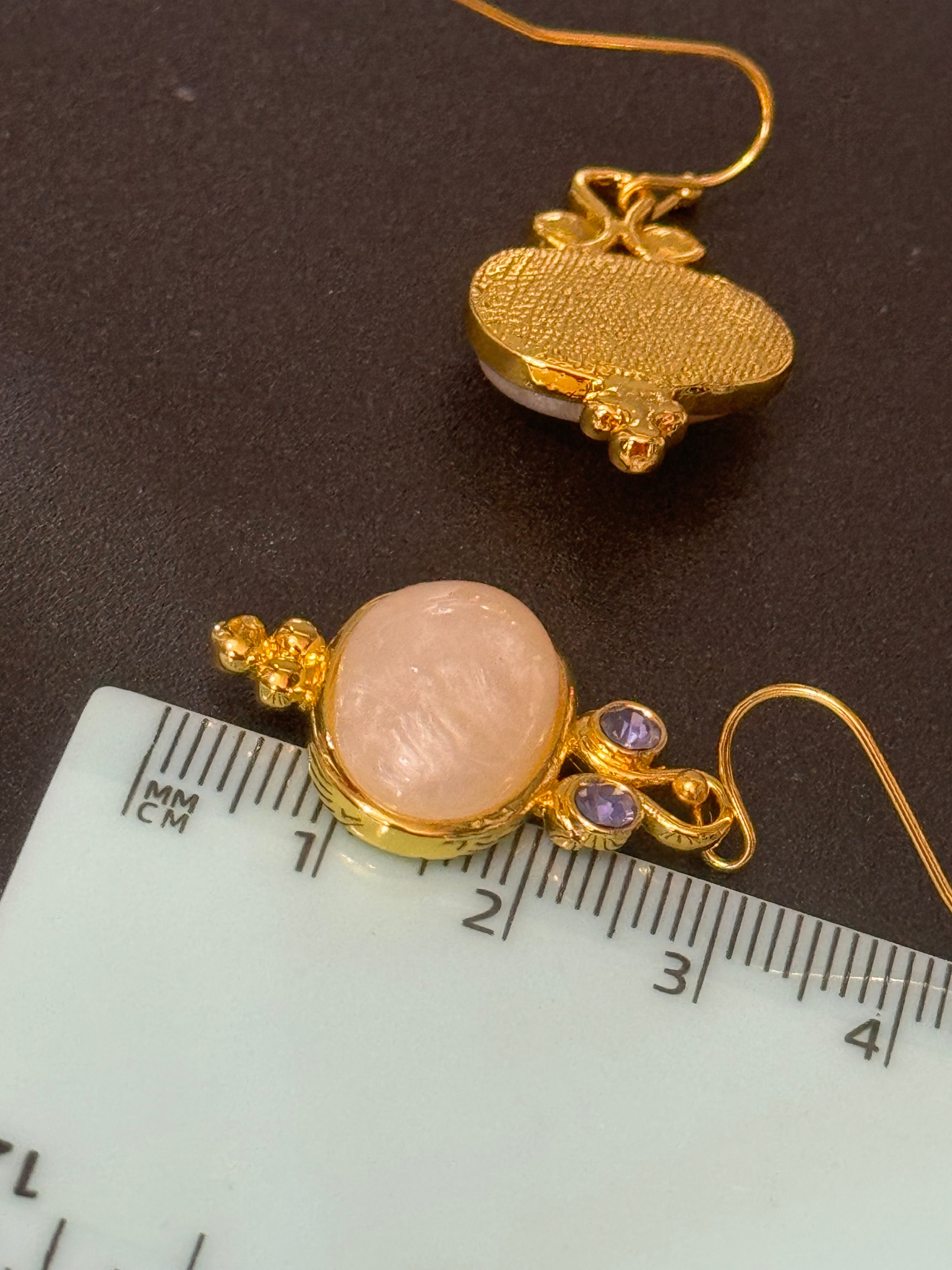 Dainty Etruscan gold tone purple crystal faux pearl cabochon pierced drop earrings