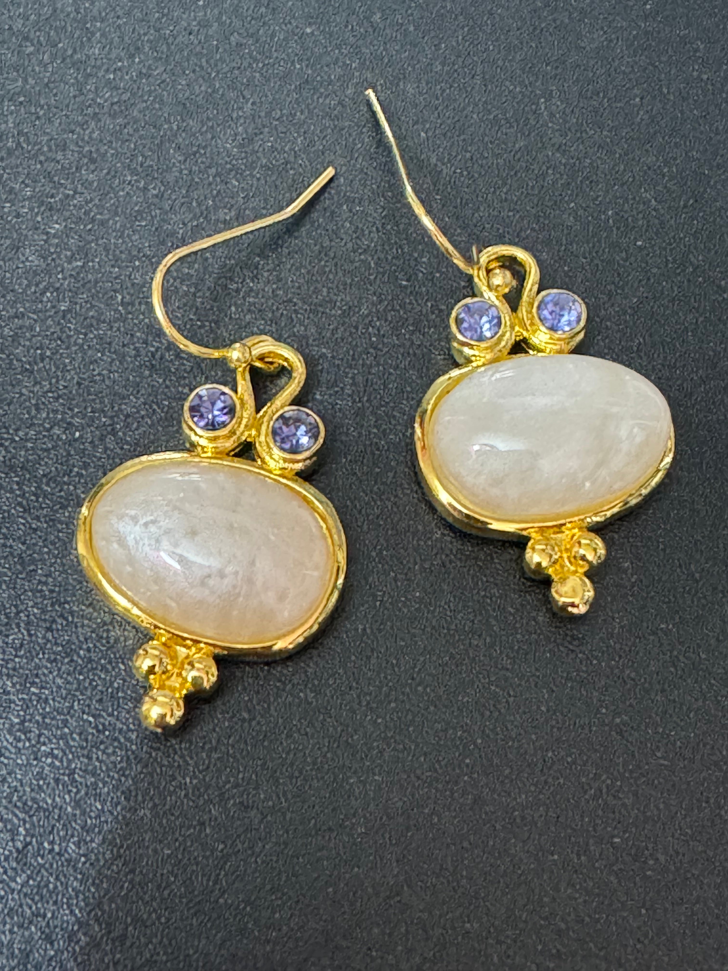 Dainty Etruscan gold tone purple crystal faux pearl cabochon pierced drop earrings