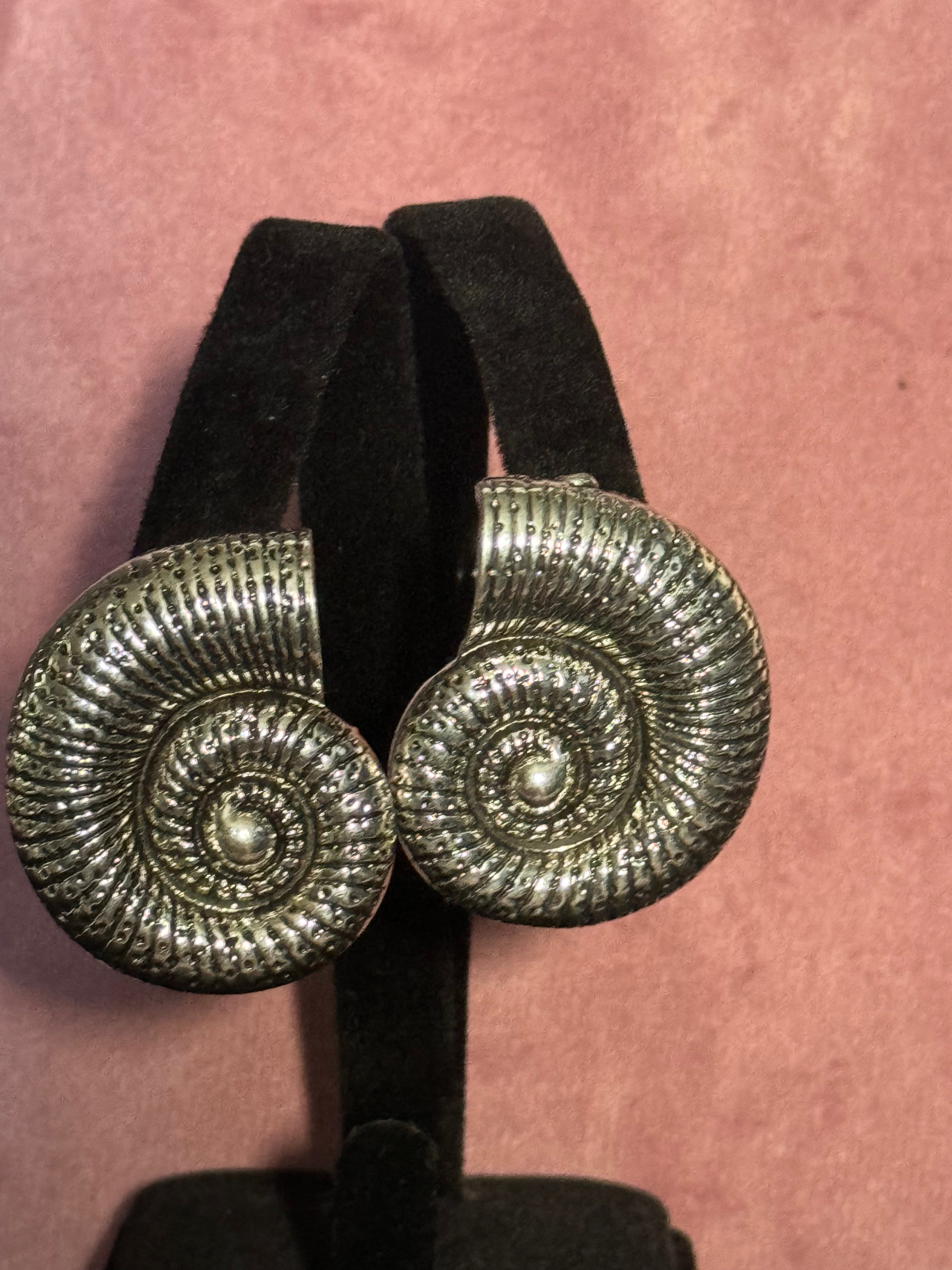 Oversized silver tone sea shell ammonite nautical earrings pierced