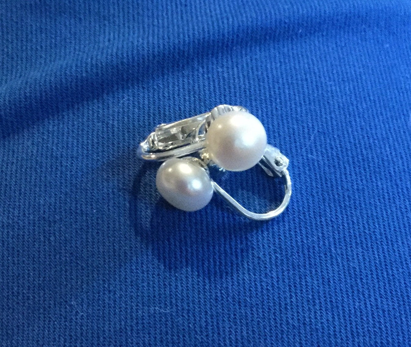 genuine freshwater white pearl silver clip on stud earrings