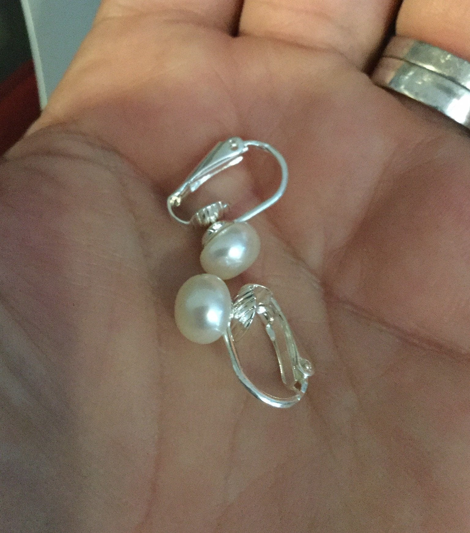 genuine freshwater white pearl silver clip on stud earrings