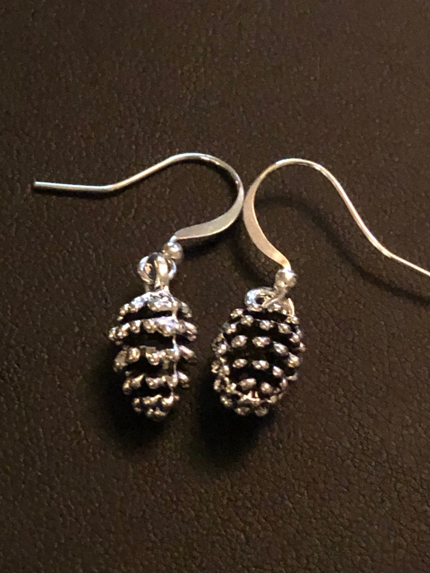 silver tone acorn drop earrings pierced ears