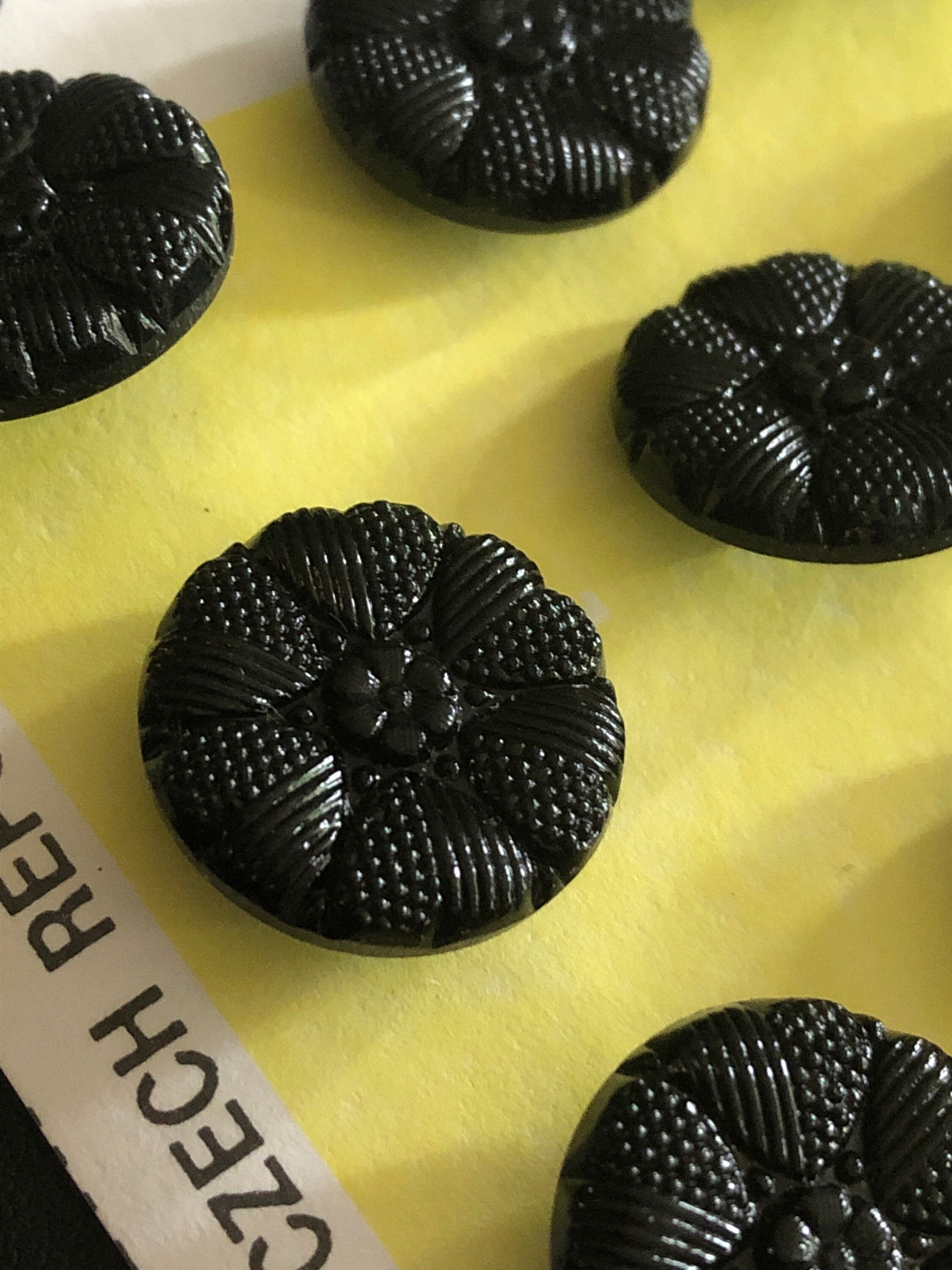 12 x Vintage Czech molded black glass 22mm 3/4” round buttons