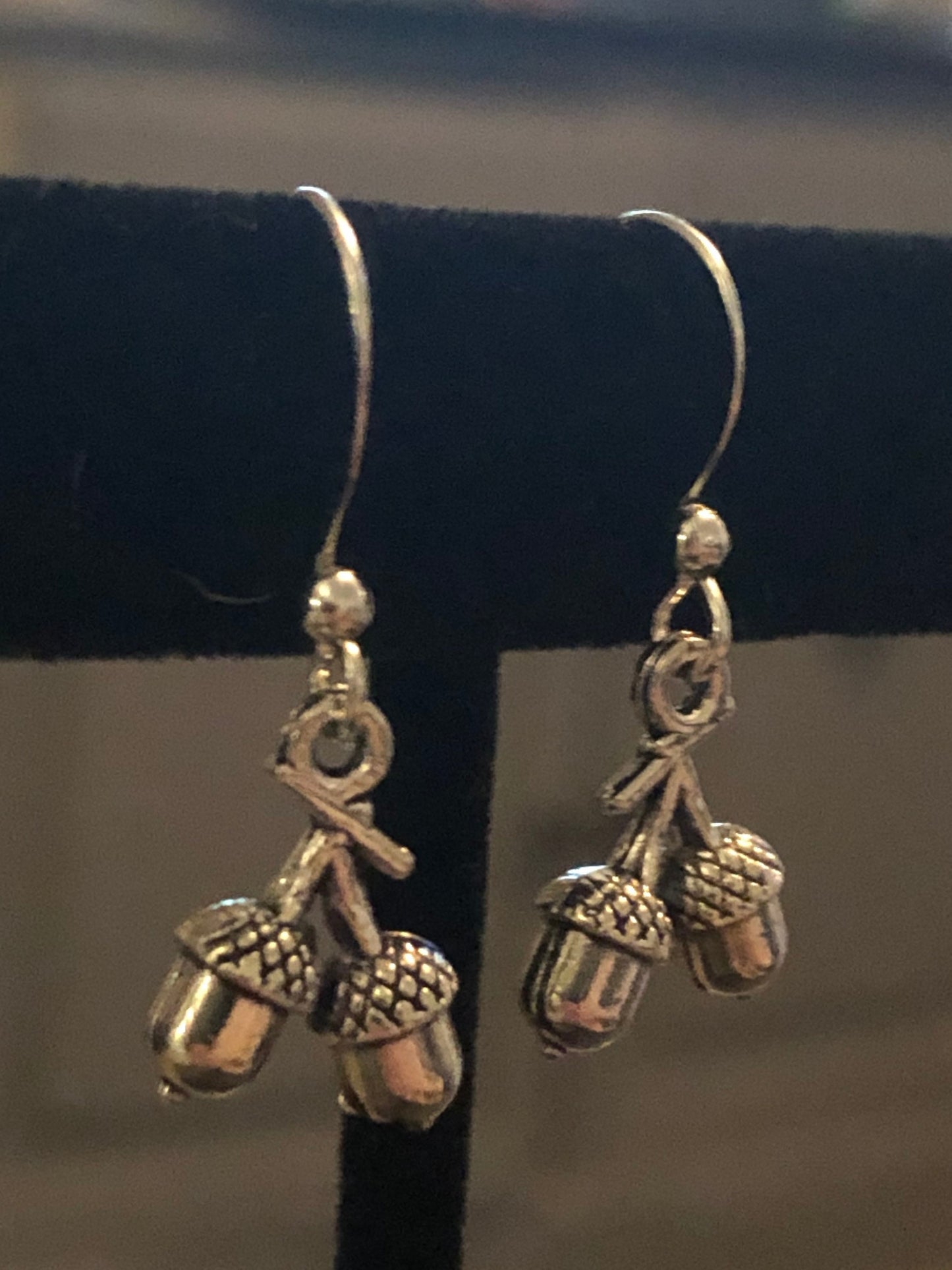 silver tone acorn drop earrings pierced ears