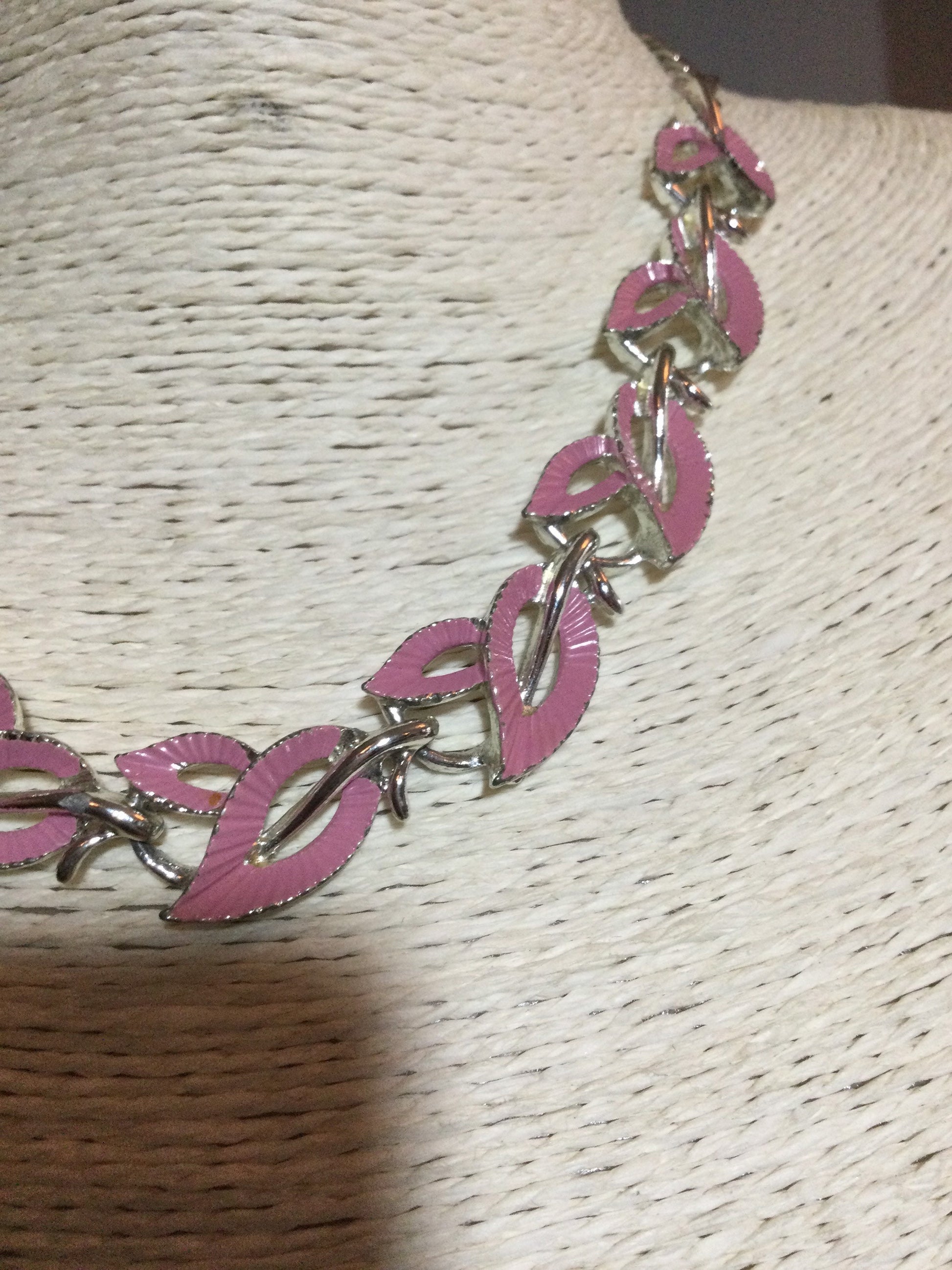 17” Vintage baby pink enamel leaf design chain link panel link silver tone chrome metal choker necklace adjustable length mid century