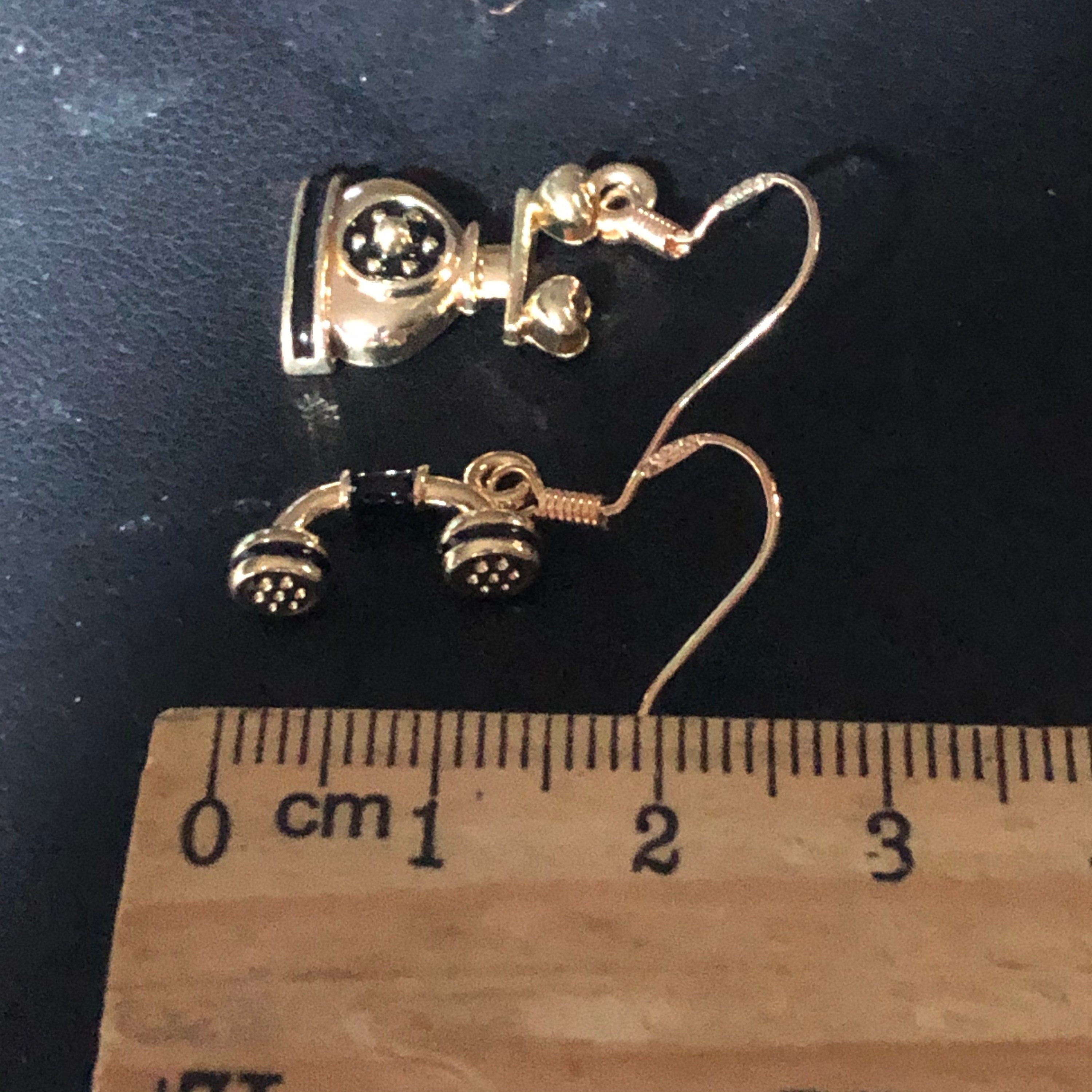 Vintage telephone NOVELTY old fashioned phone drop earrings pierced gold tone