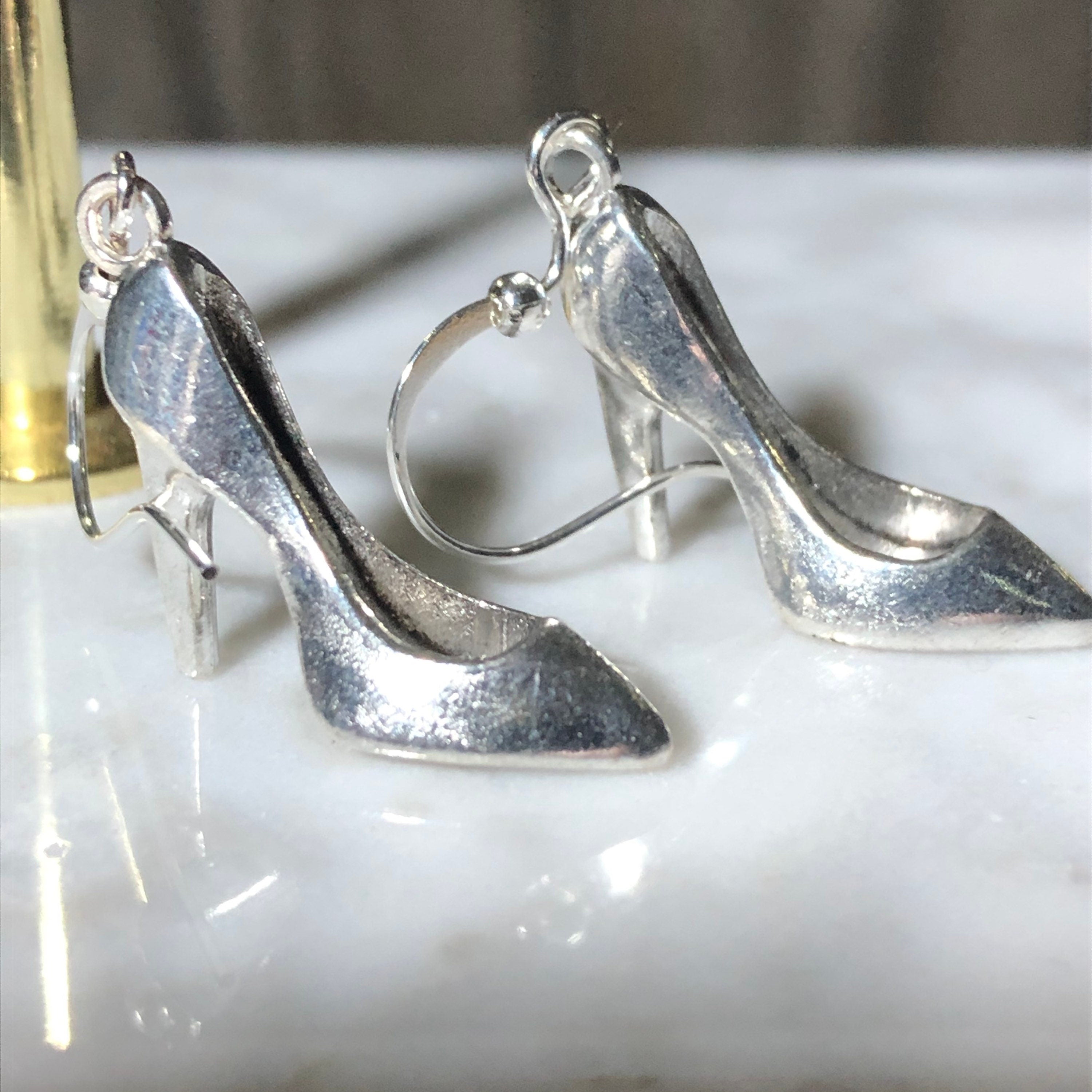 silver tone stiletto high heeled shoe drop earrings for pierced ears