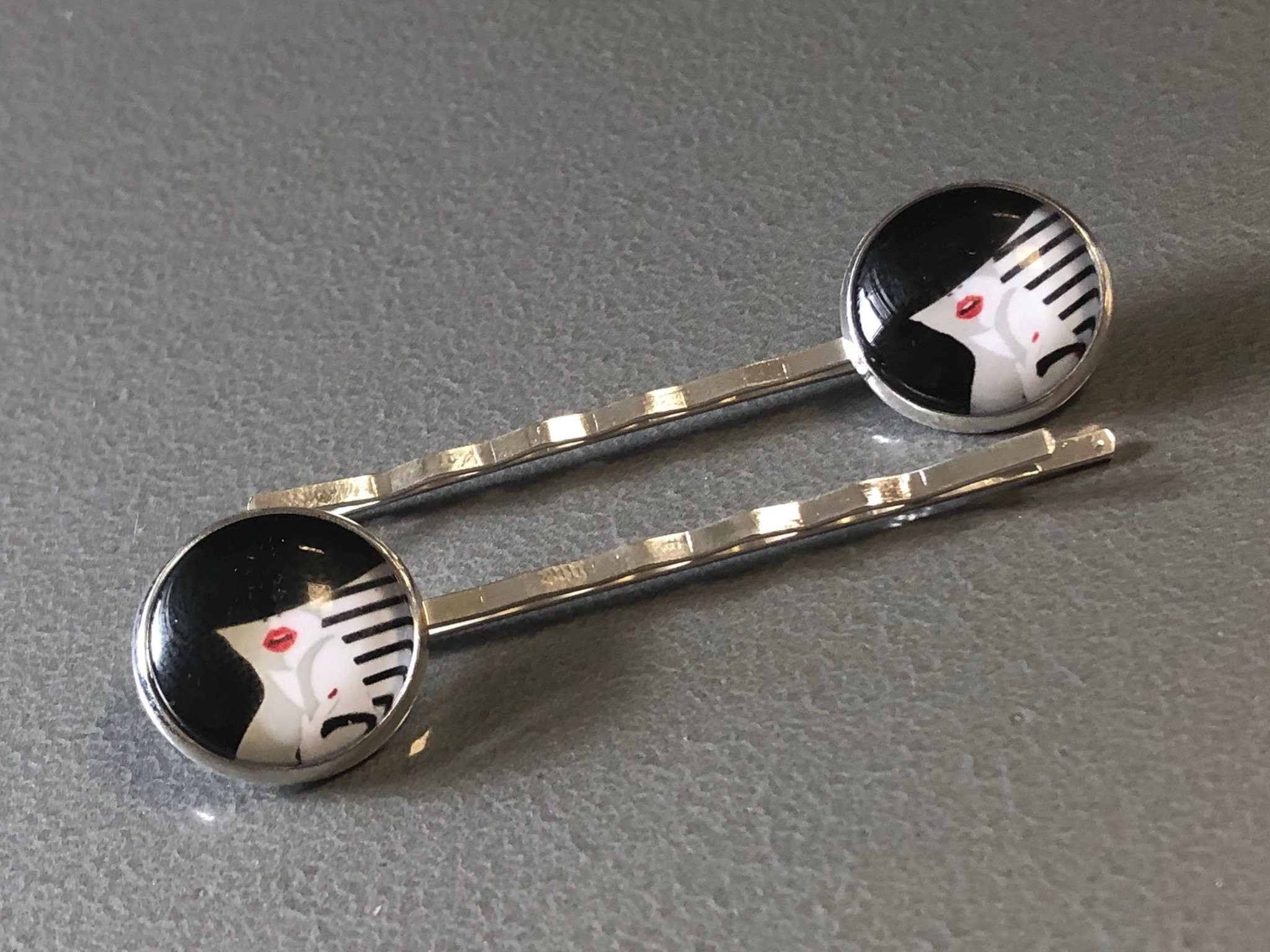 pair of vintage style art deco lady hair clips silver tone grip