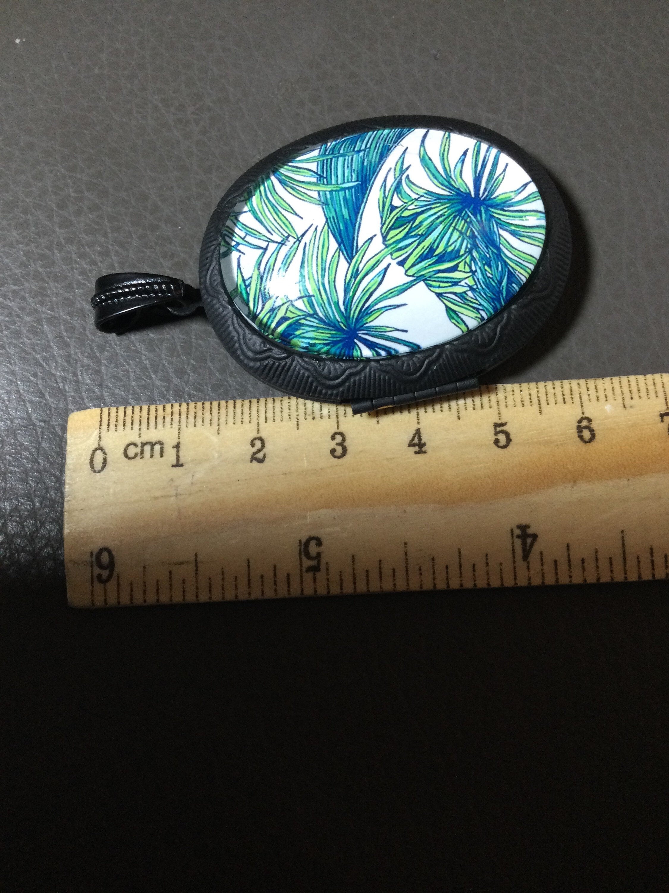 large palm tree Matt black oval photo locket pendant with tropical green leaves glass cabochon