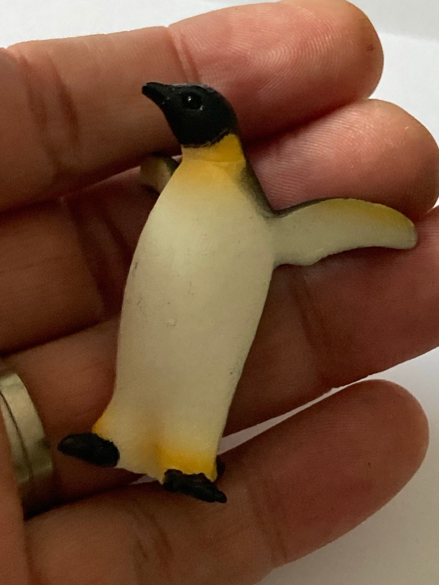 1 x miniature PENGUIN style 4 cake toppers decoration Christmas