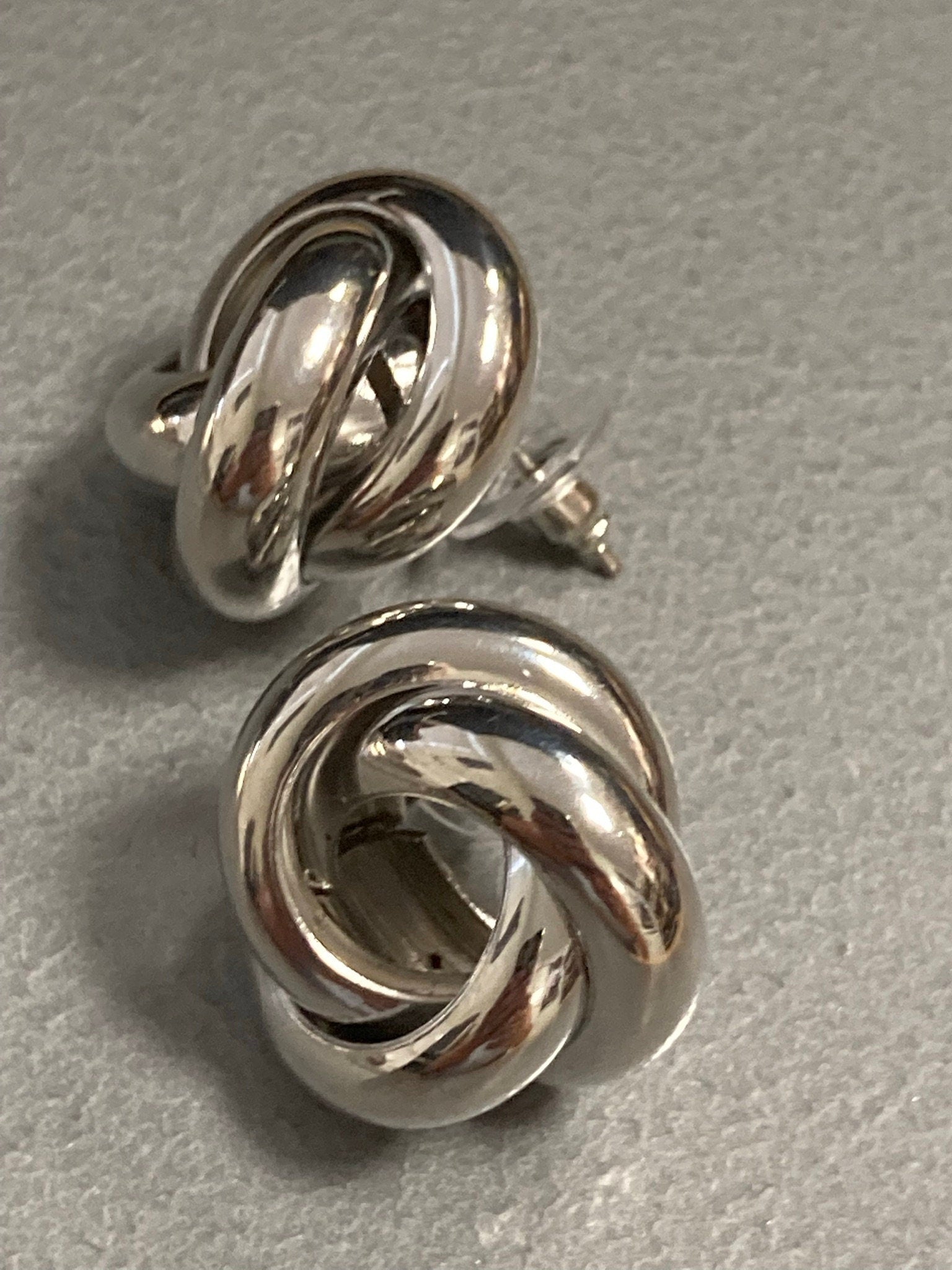 Large 2.5cm wide silver tone big tube knot stud earrings pierced