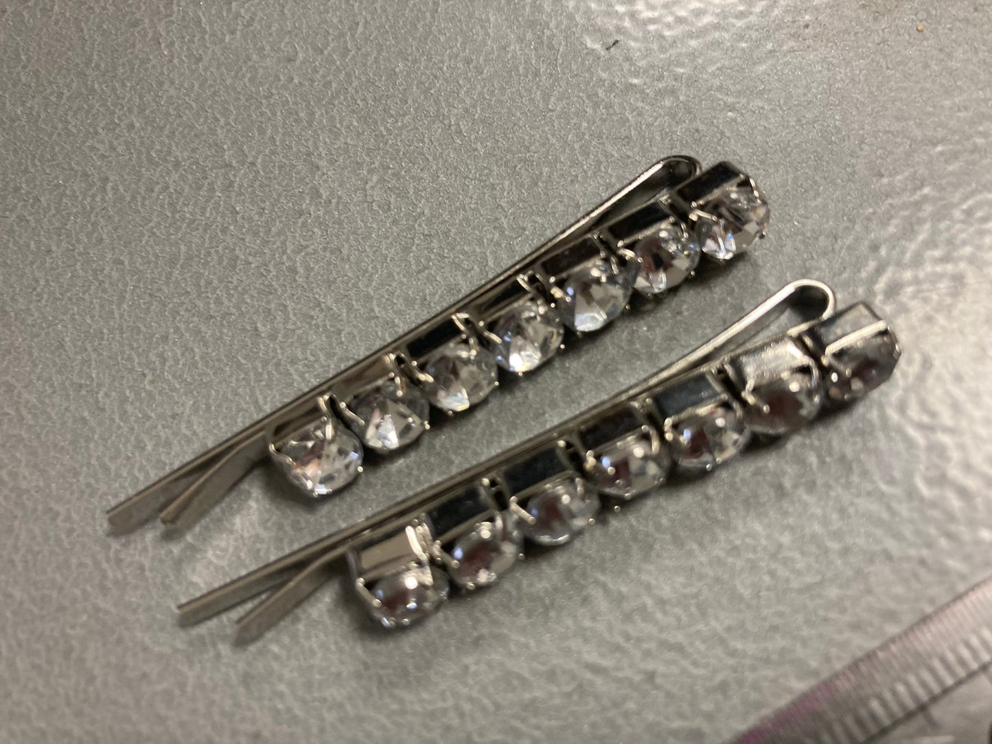 Retro pair of diamanté silver tone rhinestone crystal hair slides