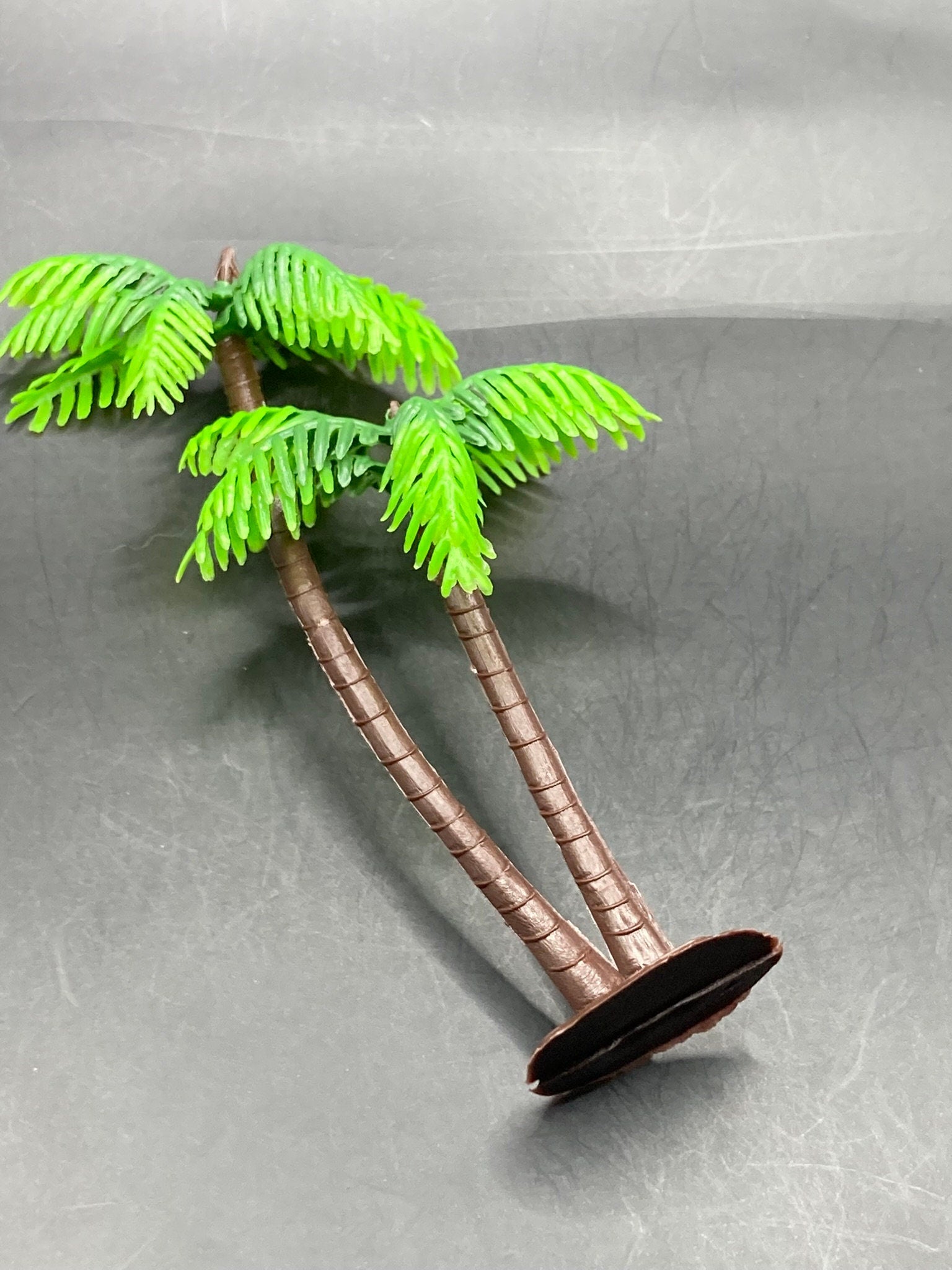 One plastic model tropical Miniature palm tree dolls house scenery