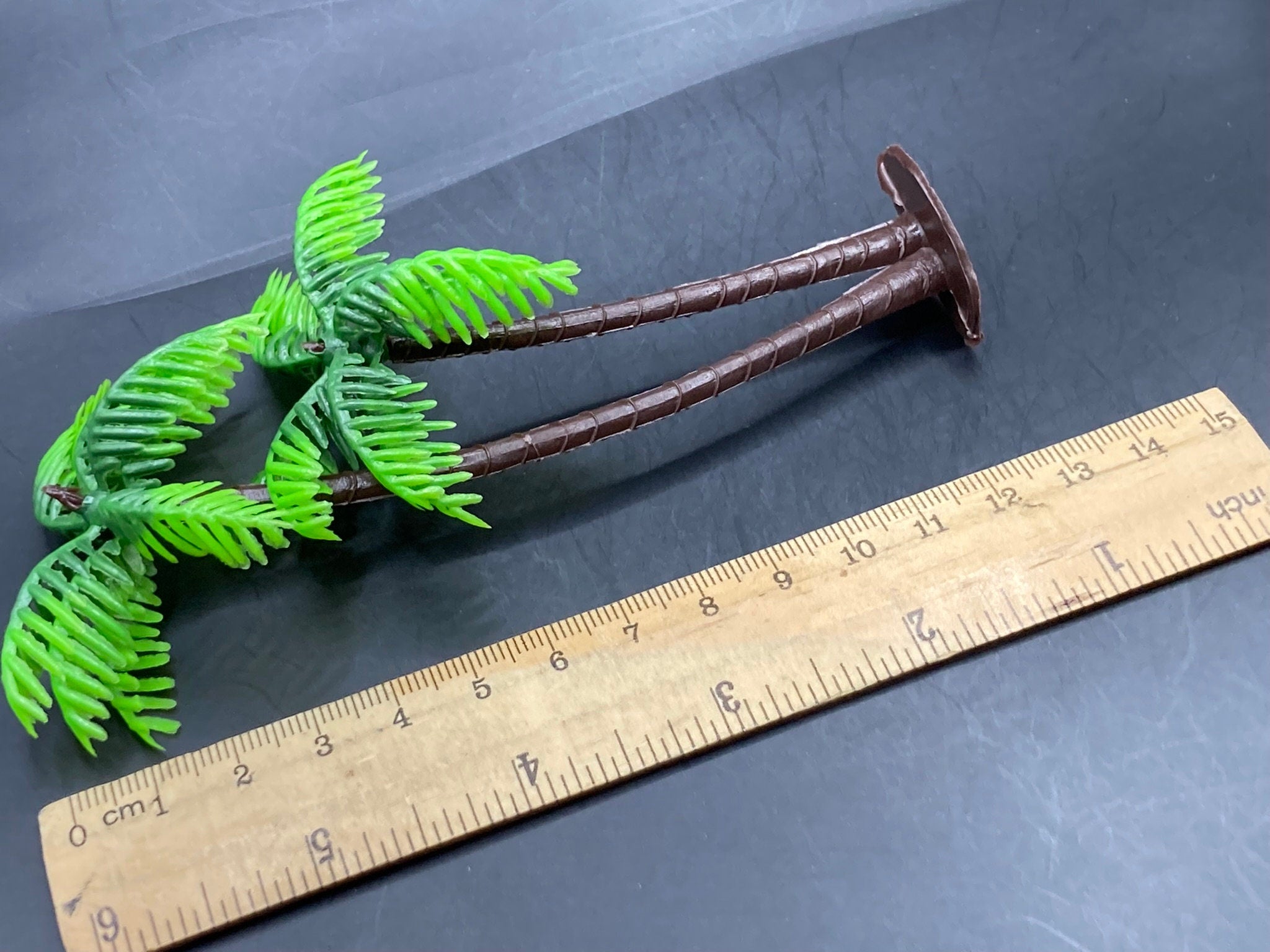 One plastic model tropical Miniature palm tree dolls house scenery