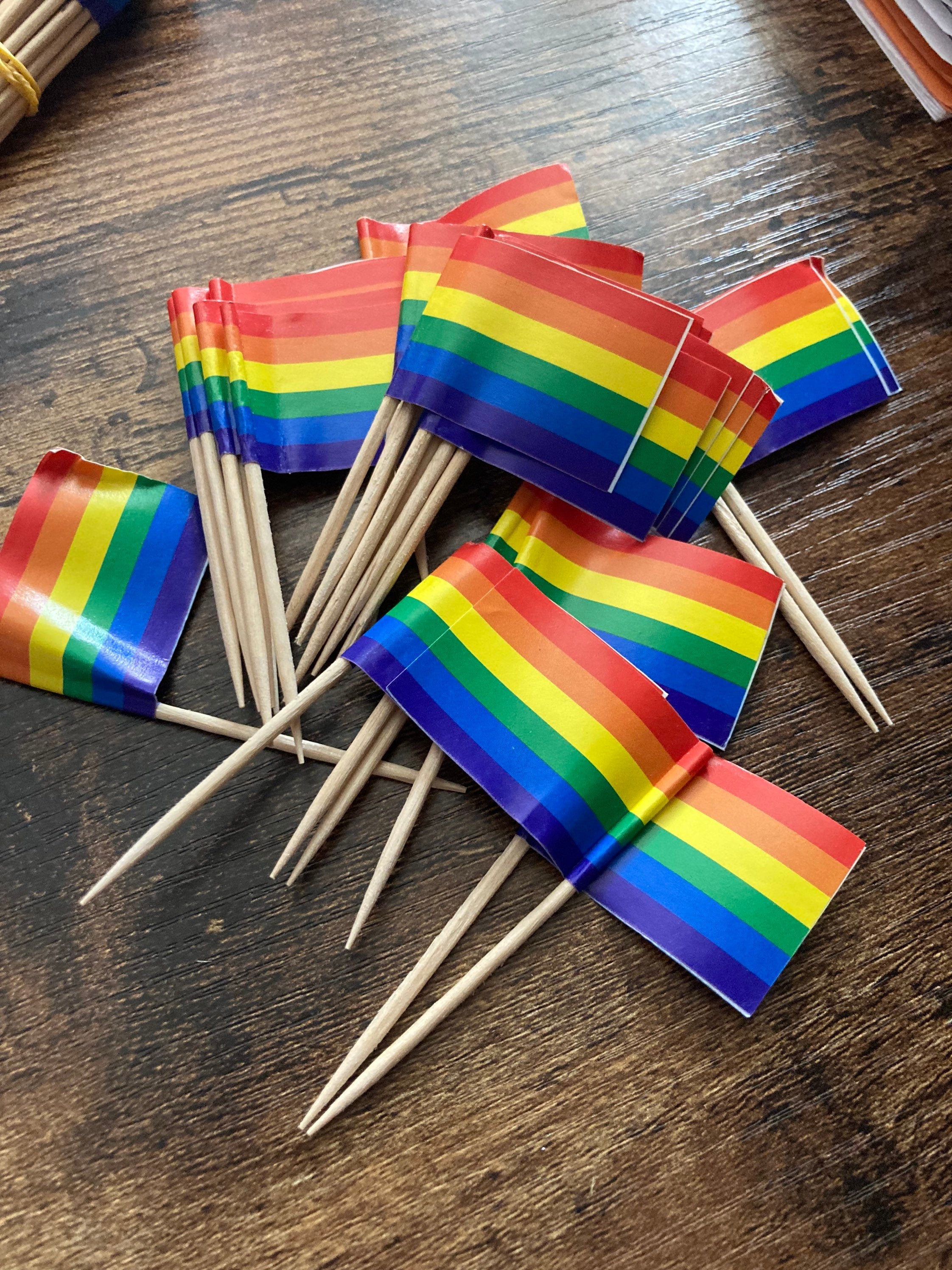 pack of 50 x Vintage Retro Miniature rainbow Flag Cocktail Sticks picks Gay pride