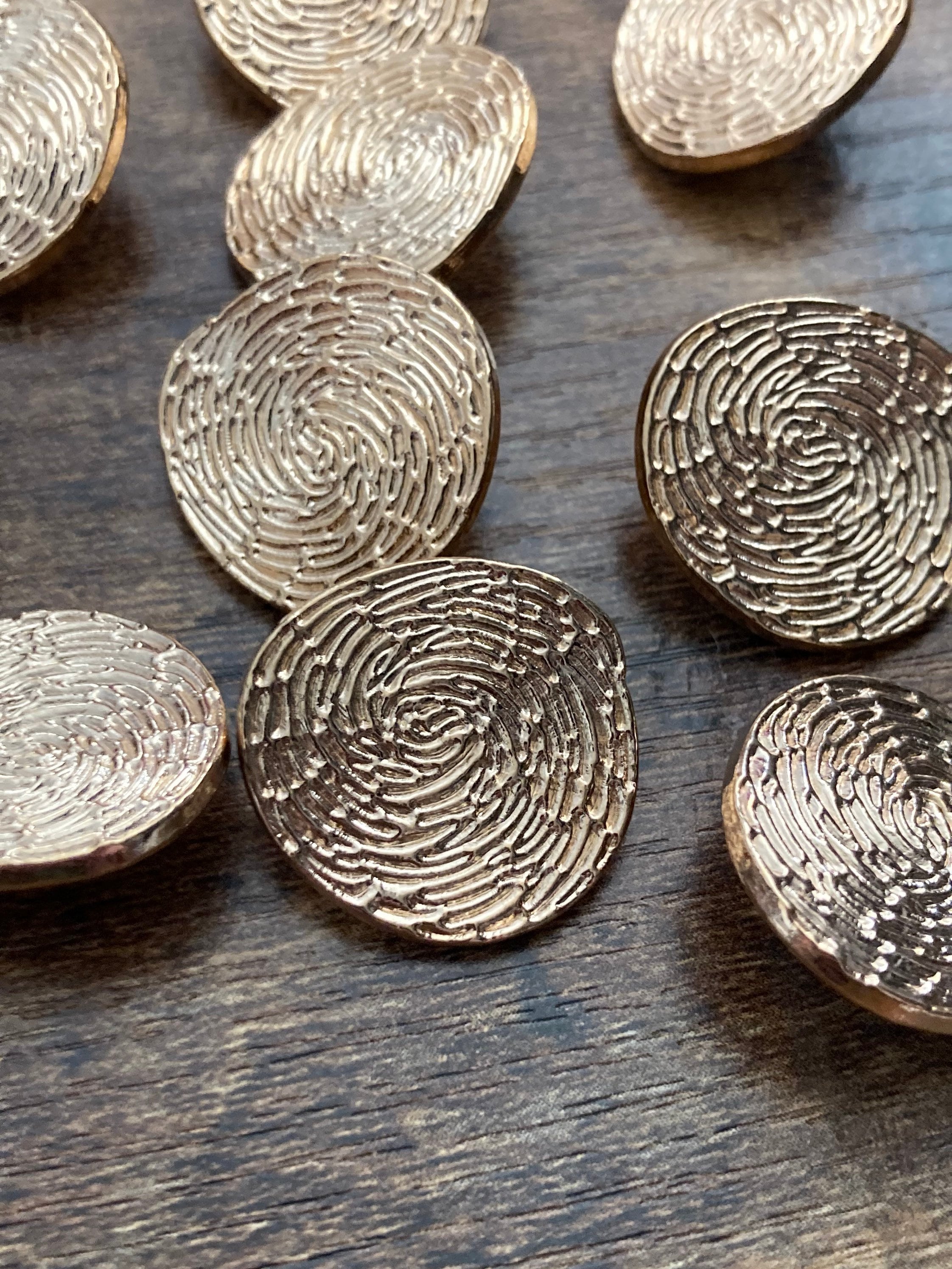 10 x 22mm large textured swirl gold buttons metal shank