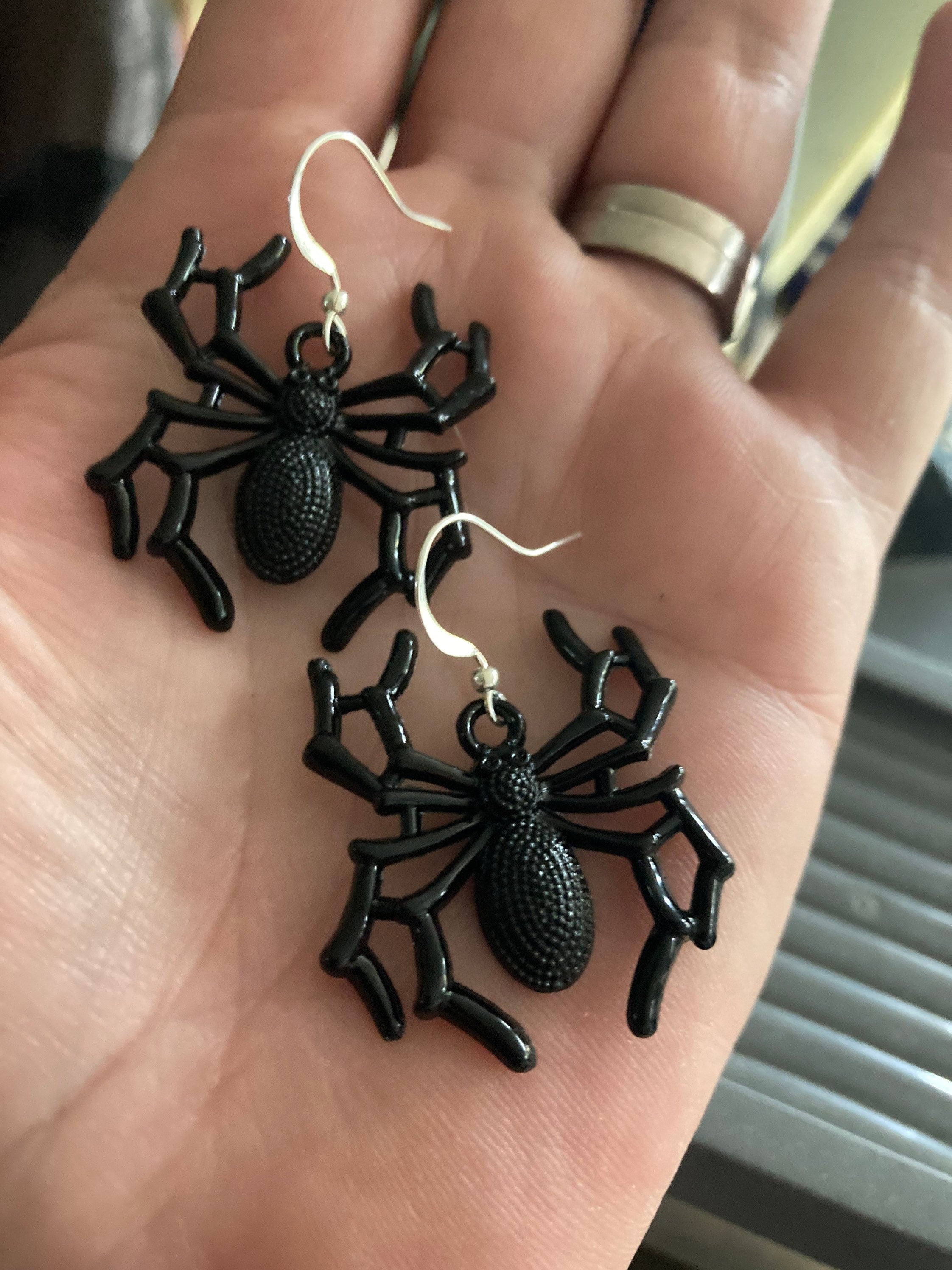 Xl large Novelty silver tone 3D black metal oversized SPIDER drop earrings for pierced ears! Halloween