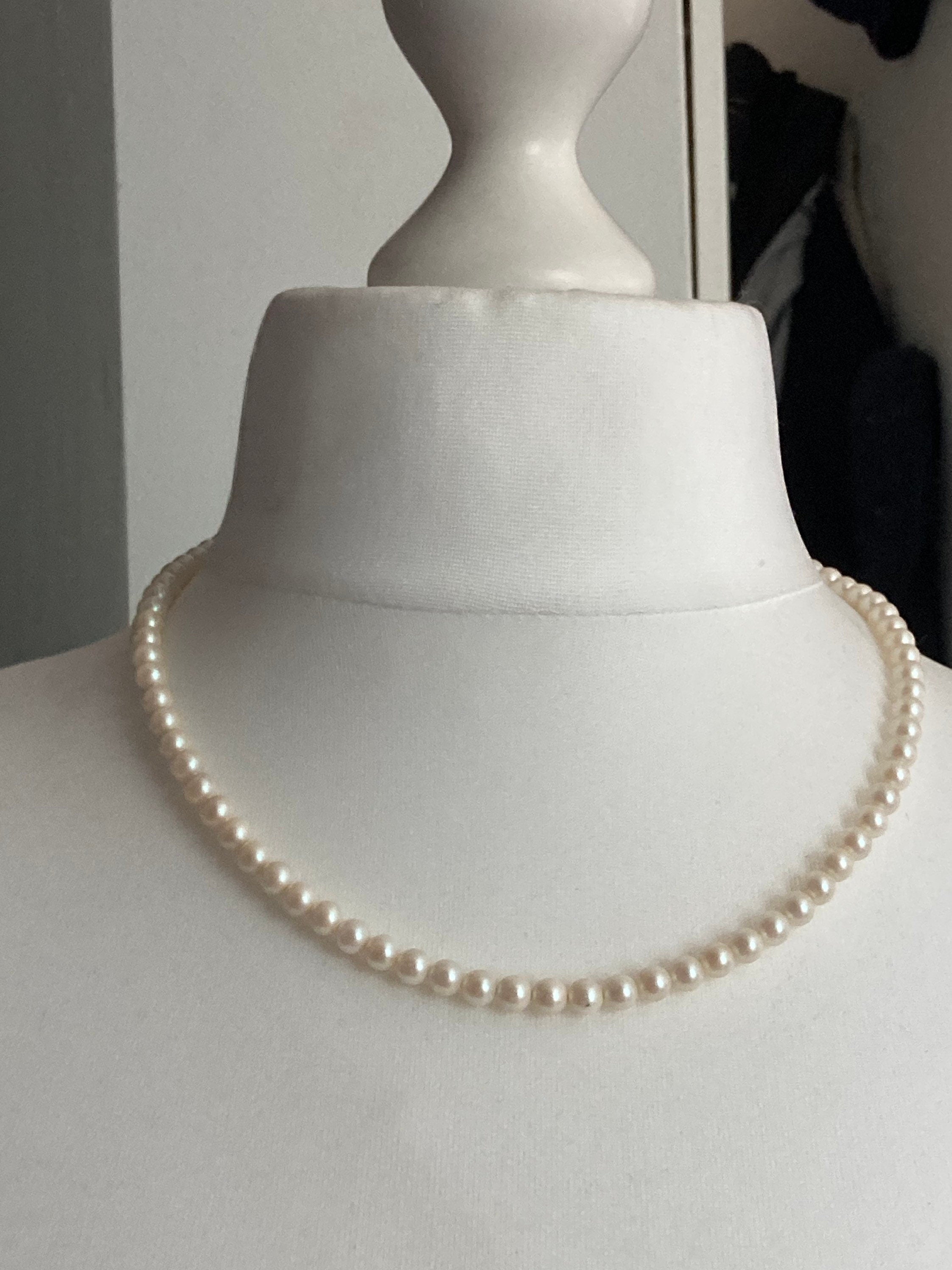 luminescent cream glass pearl necklace 52cm single strand row of pearls