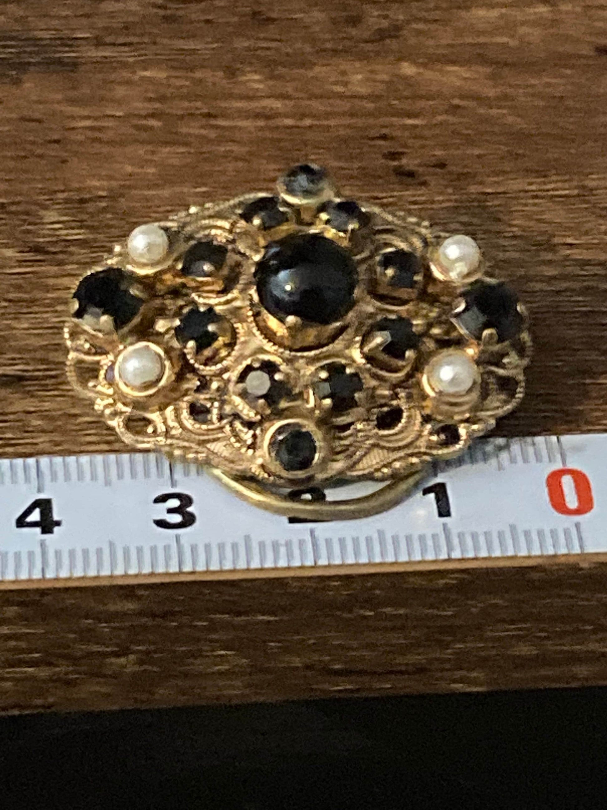 Vintage czech brass filigree Gold faux Pearl black rhinestone Paste Set Scarf Clip