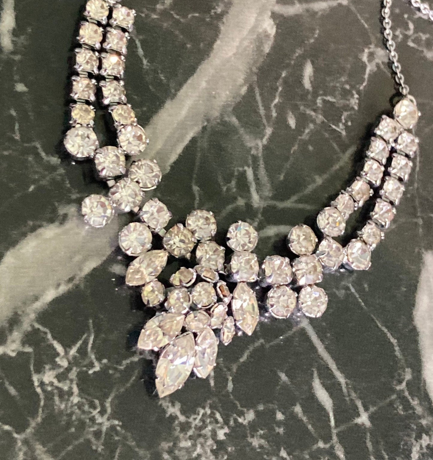 Vintage diamanté rhinestone crystal silver tone party cocktail necklace 39cm