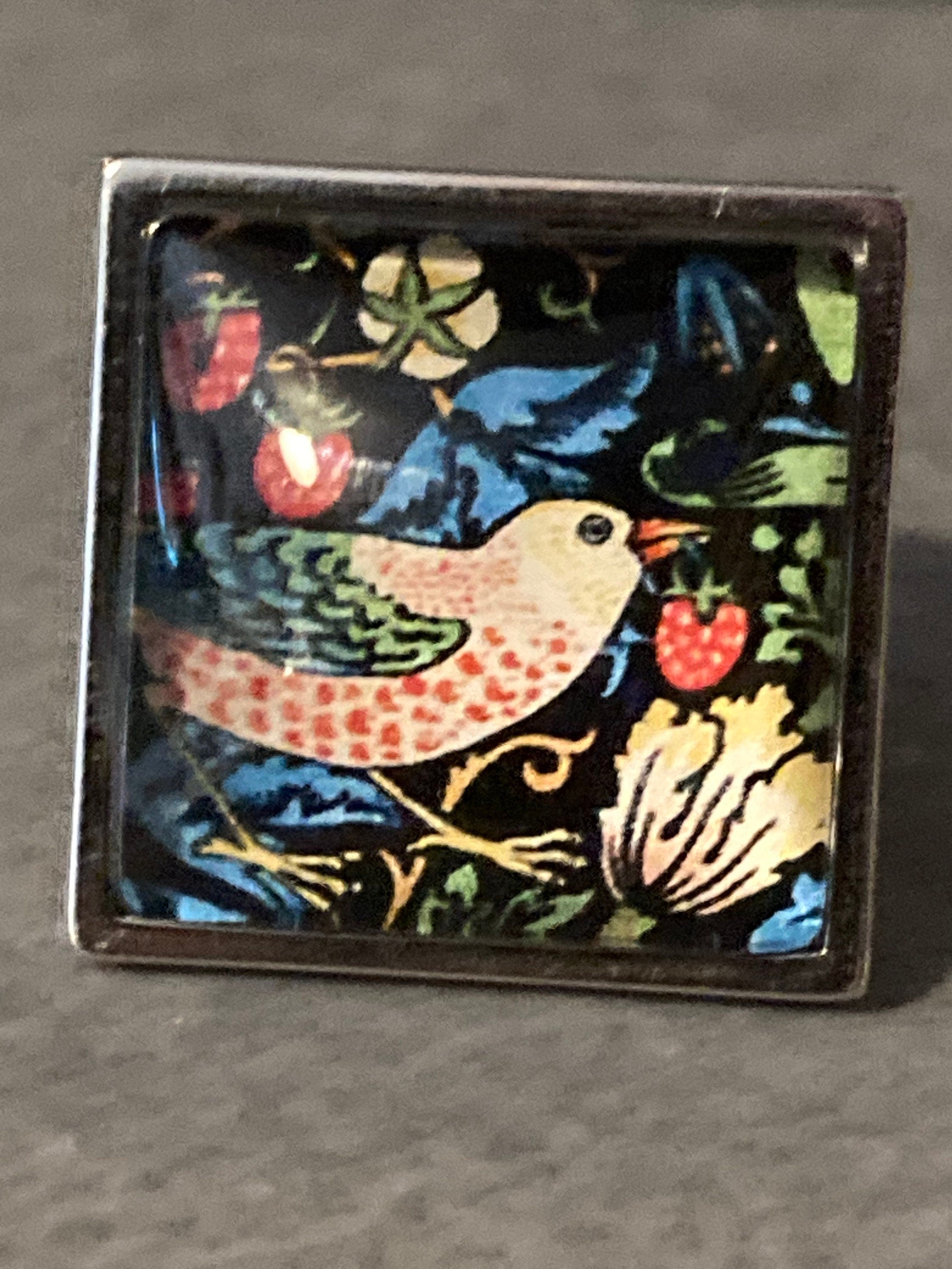 William Morris print STRAWBERRY THIEF square glass ring adjustable