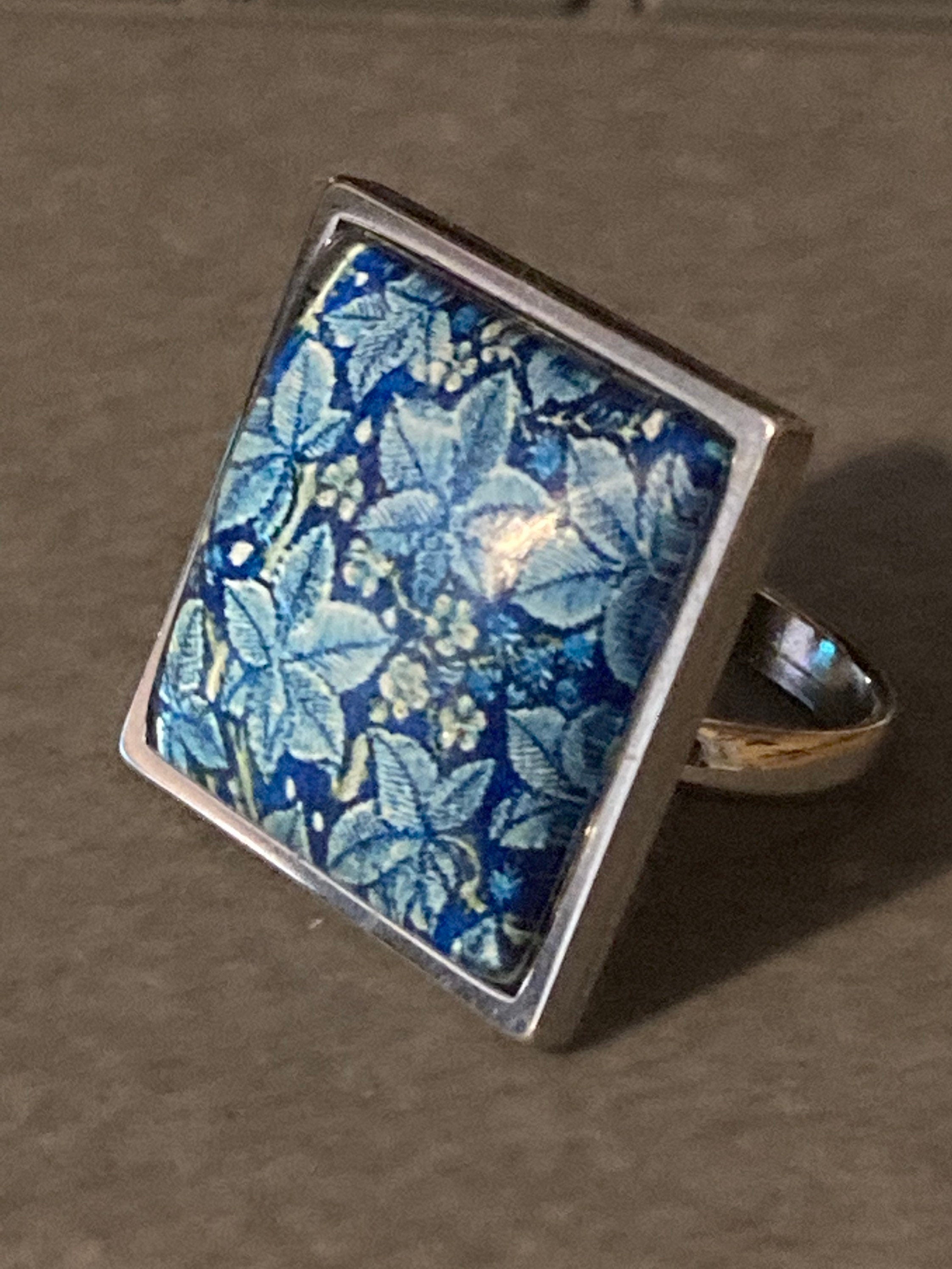 William Morris ring blue Bramble ivy design adjustable size N O P Q R S