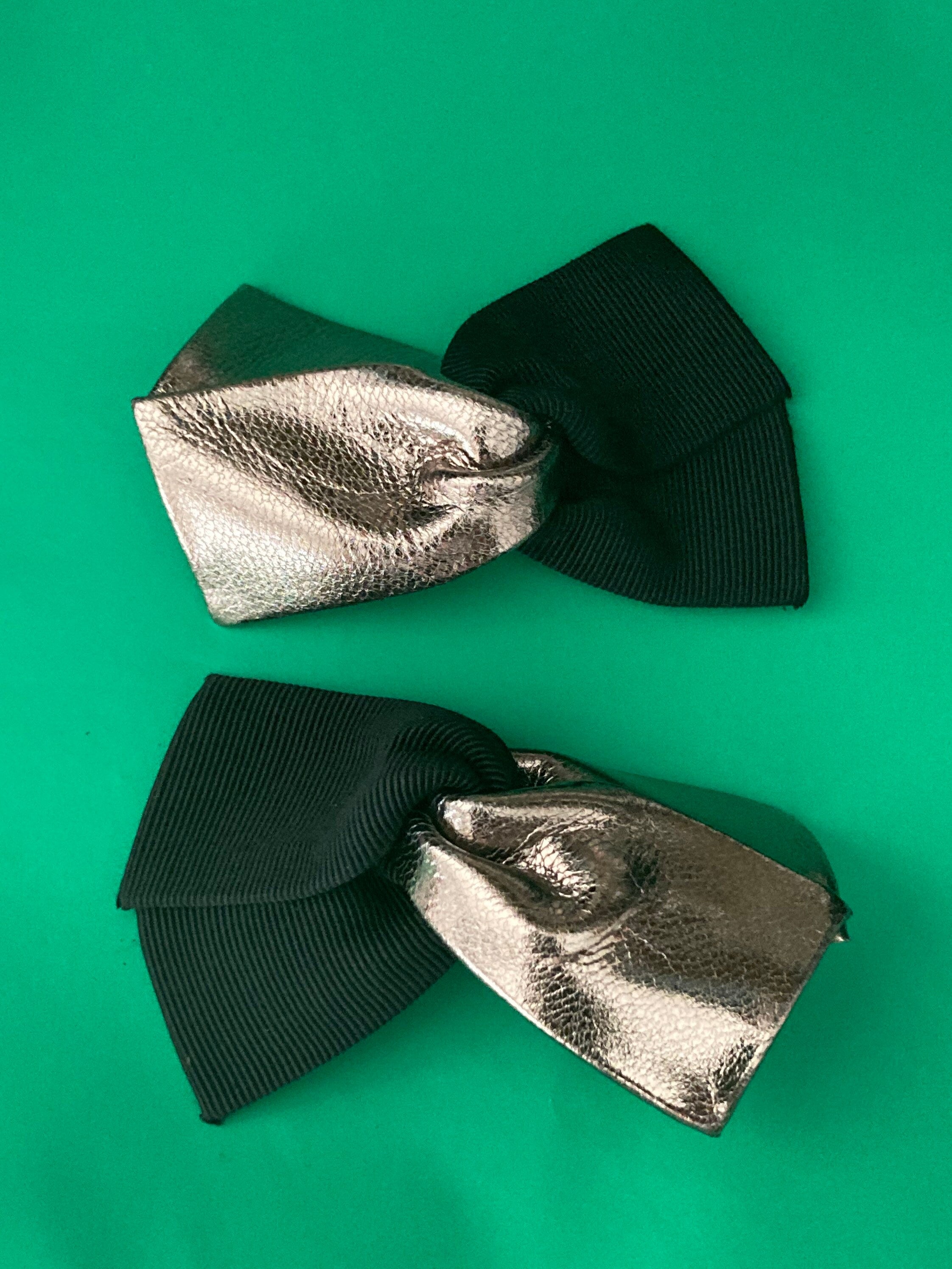 grosgrain high quality pair of BOW shoe clips gold tone Pewter black