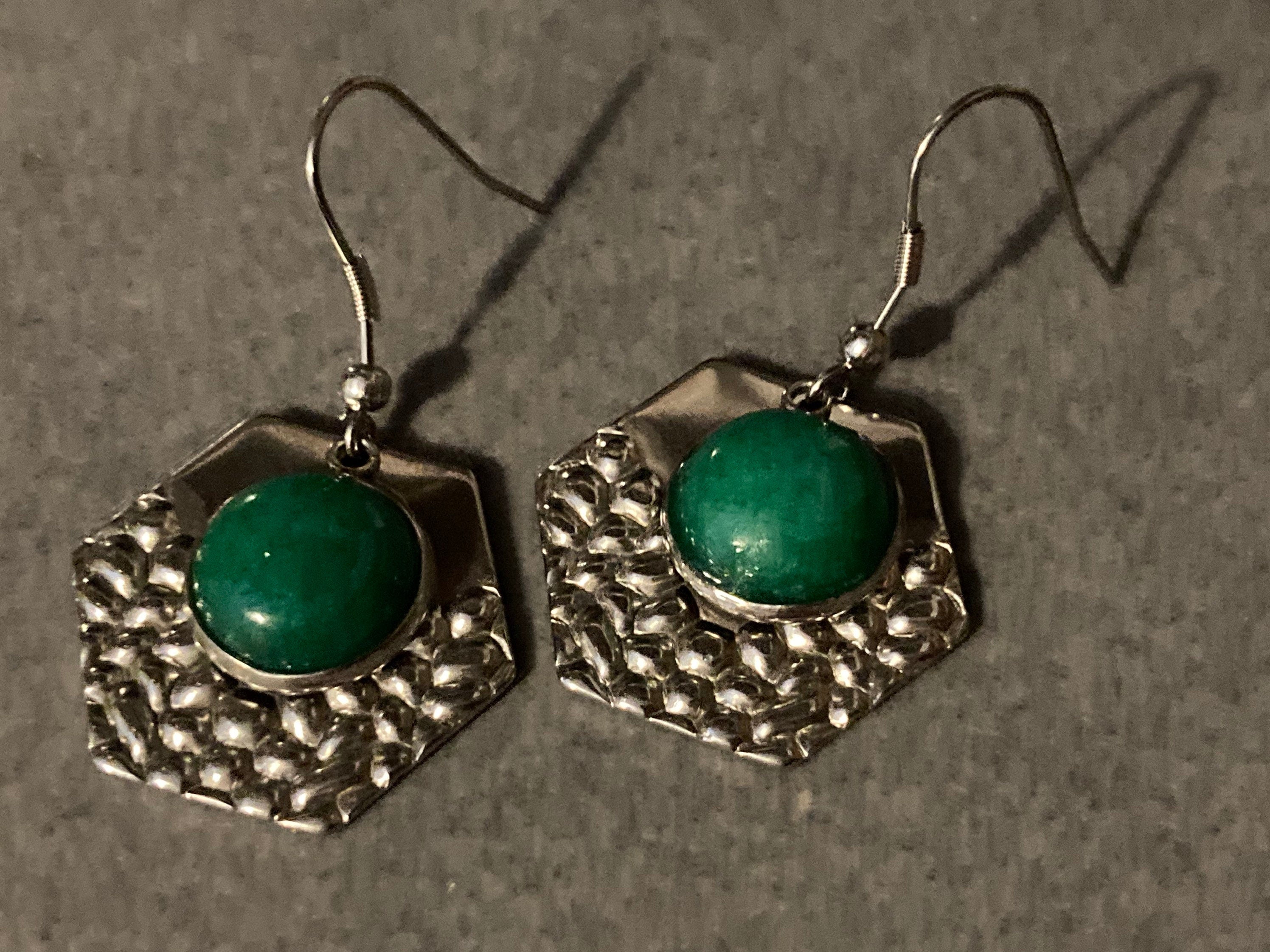 Green gemstone dangly earrings stainless steel planished metal hexagon drops