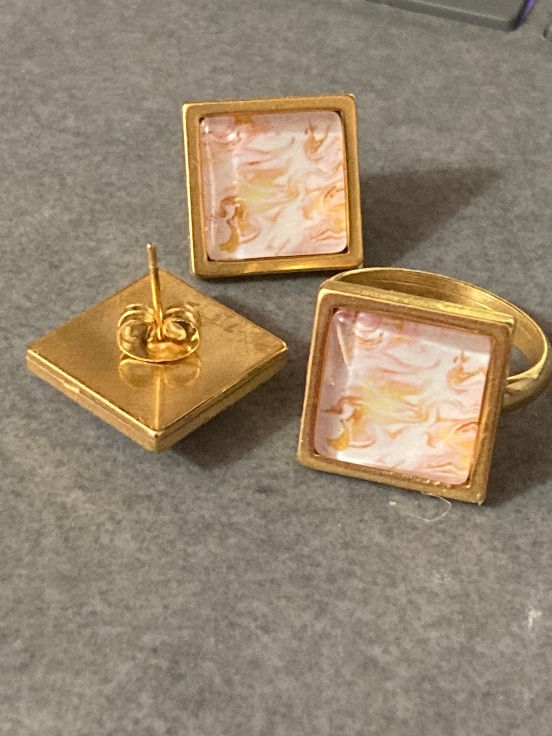 Pink and gold marble dress ring 14mm square gold tone square glass cabochon