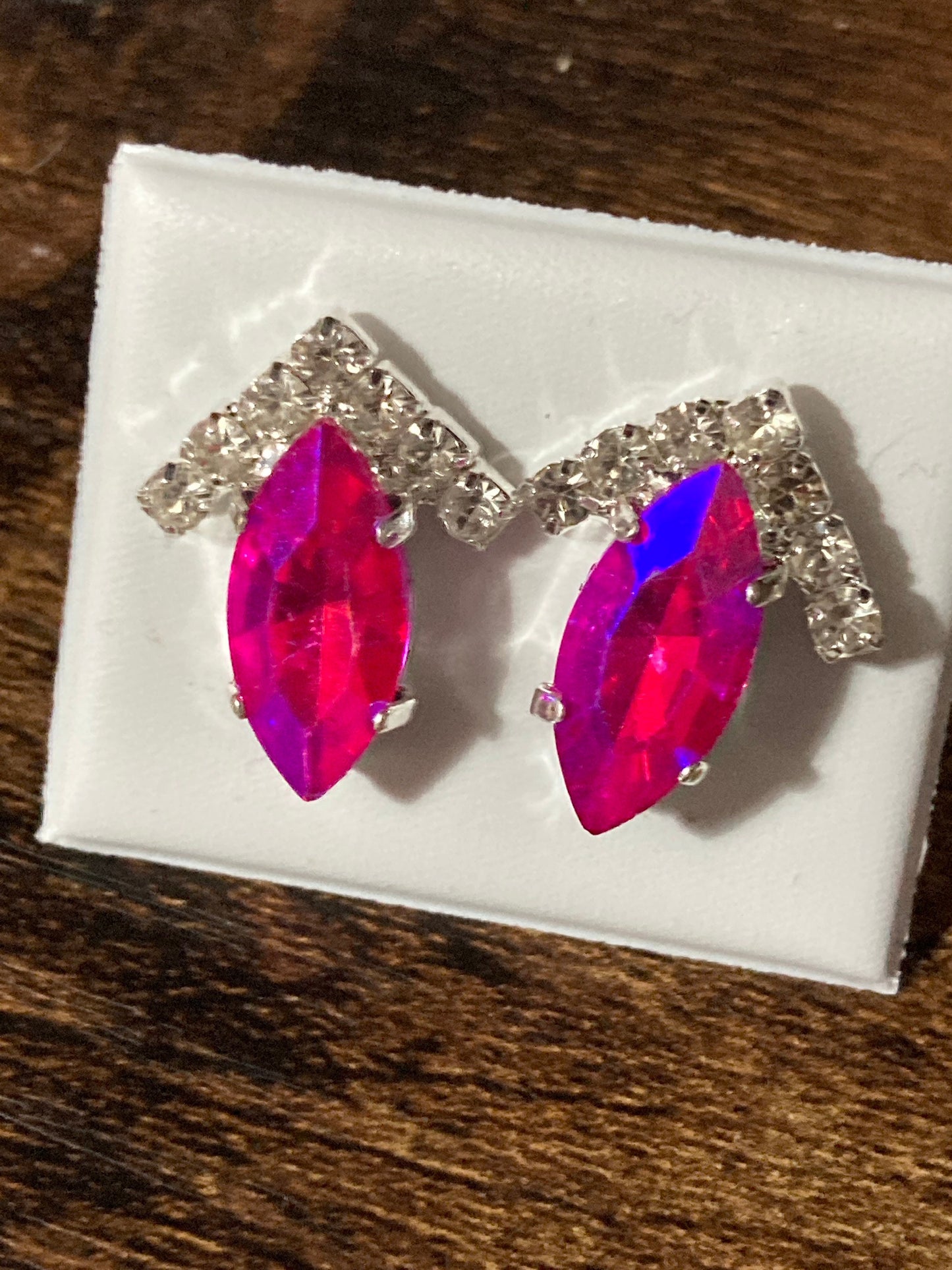 Hot pink diamanté earrings rhinestone bright and clear glass silver plated stud