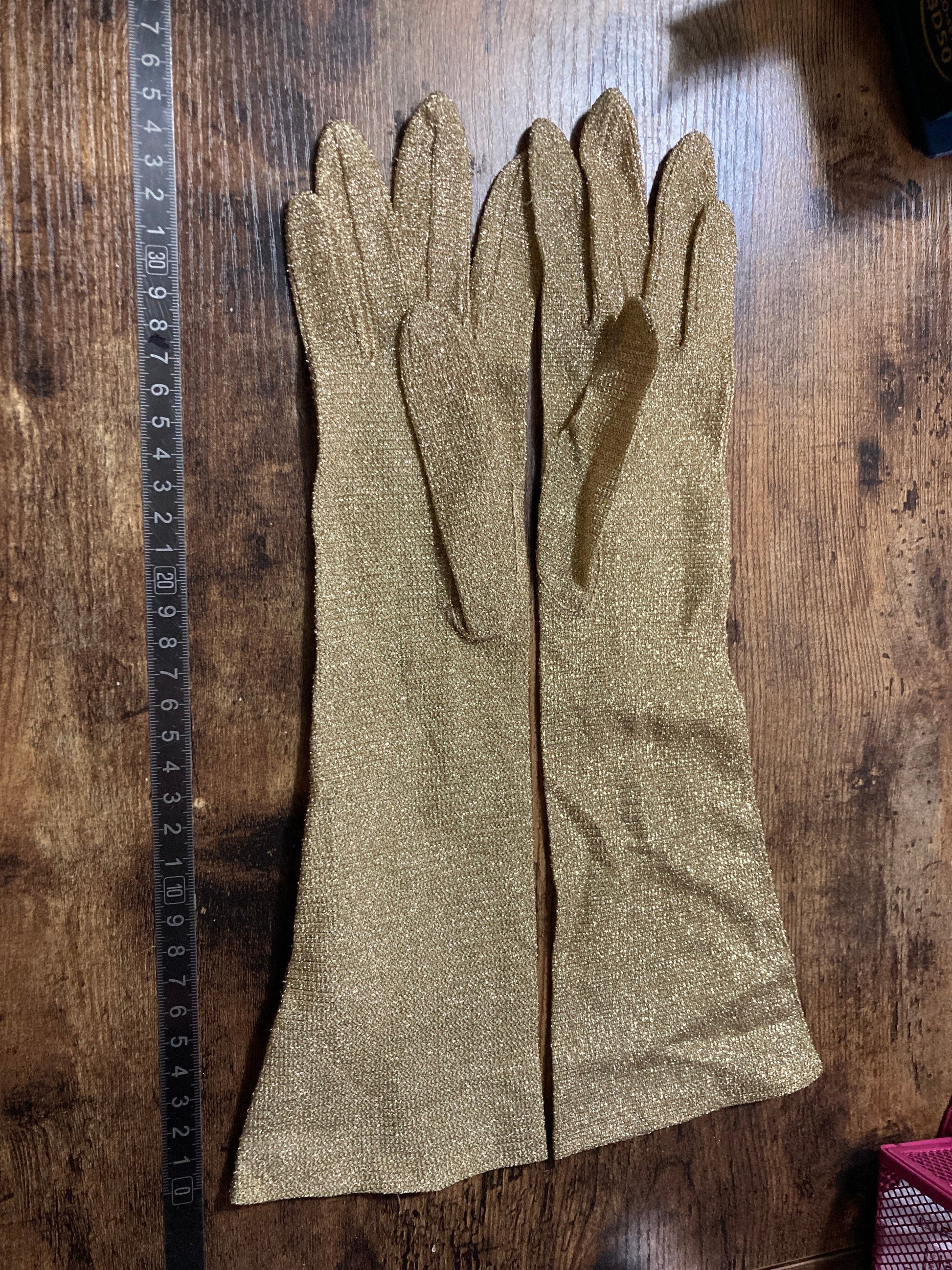 Signed FOWNES size 6.5 small true vintage bright gold lurex metallic cocktail gloves 38cm mid arm