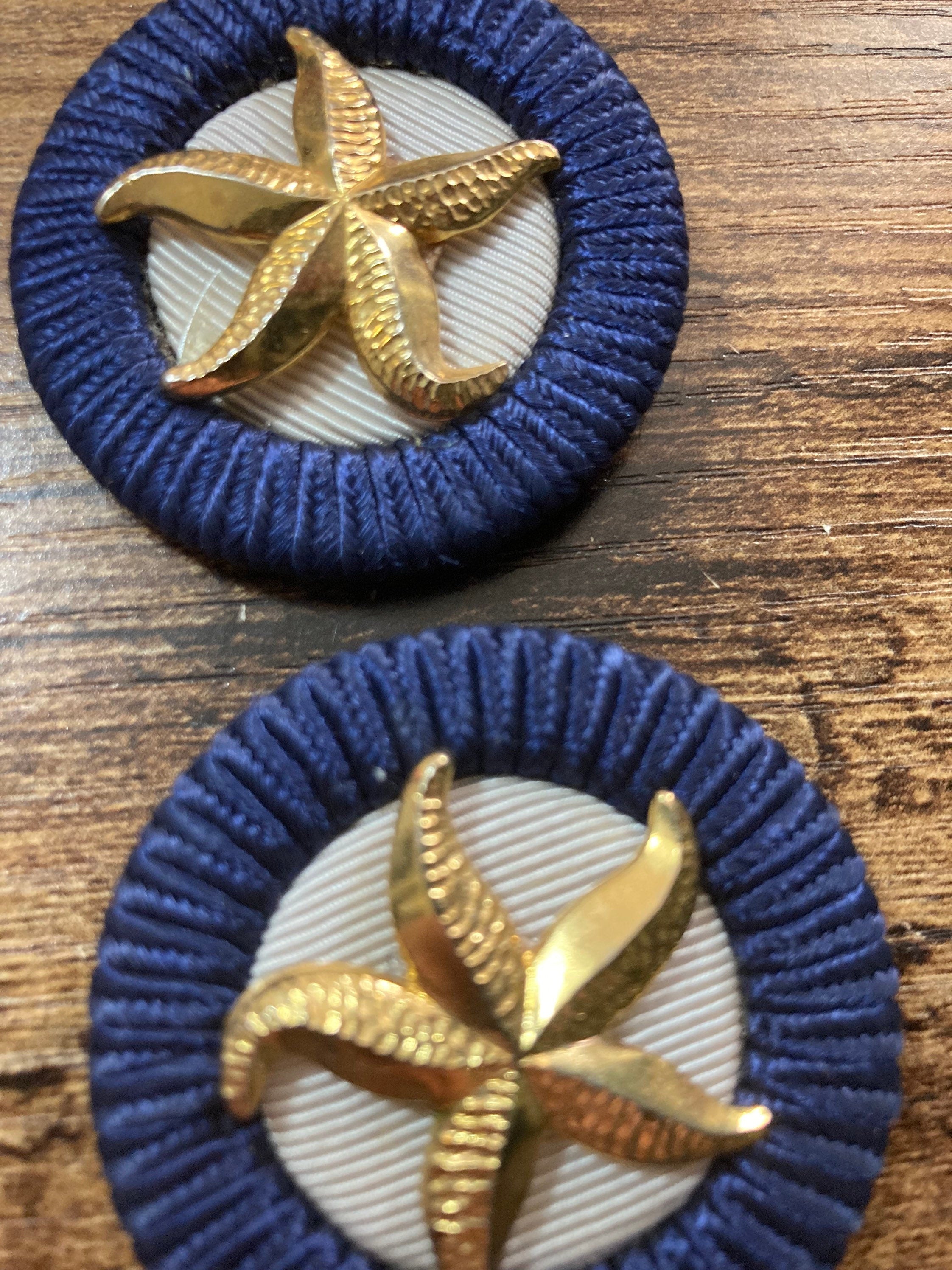 pair of navy blue cream grosgrain nautical starfish shoe clips 1980s