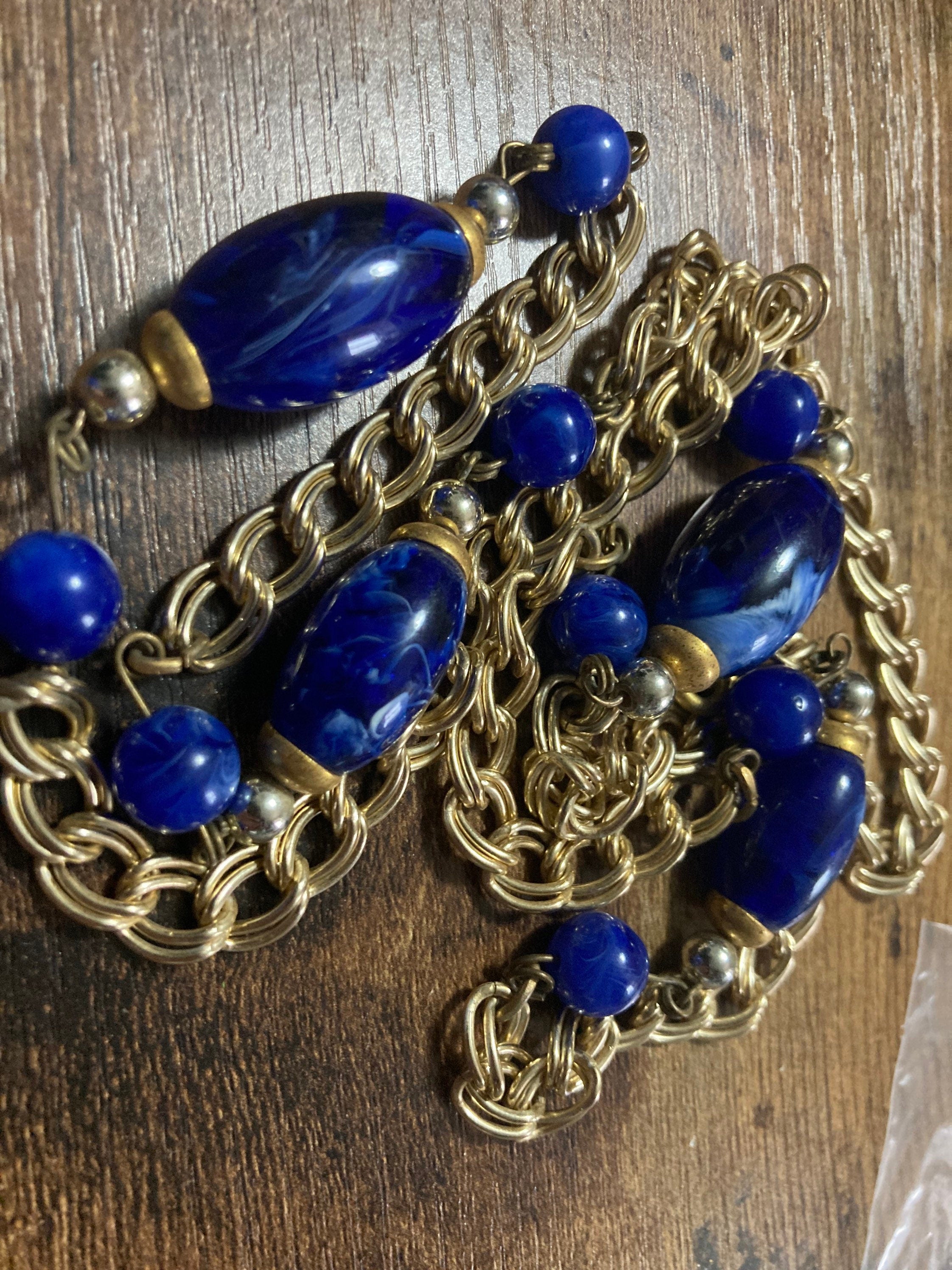 vintage 95cm navy blue plastic beaded gold tone chain link long station necklace