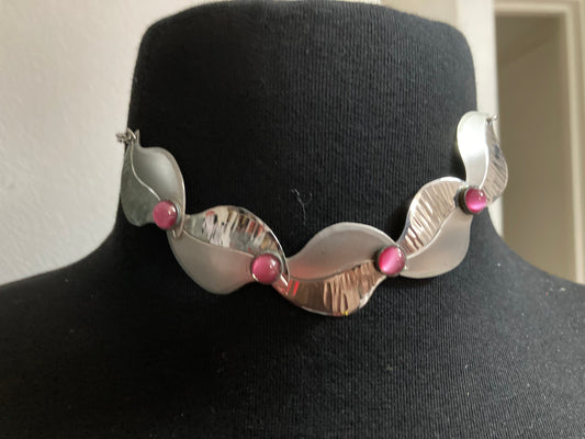 Petite 37cm modernist silver stainless steel choker necklace with central pink cabochons Mid Century 1960s 1970s