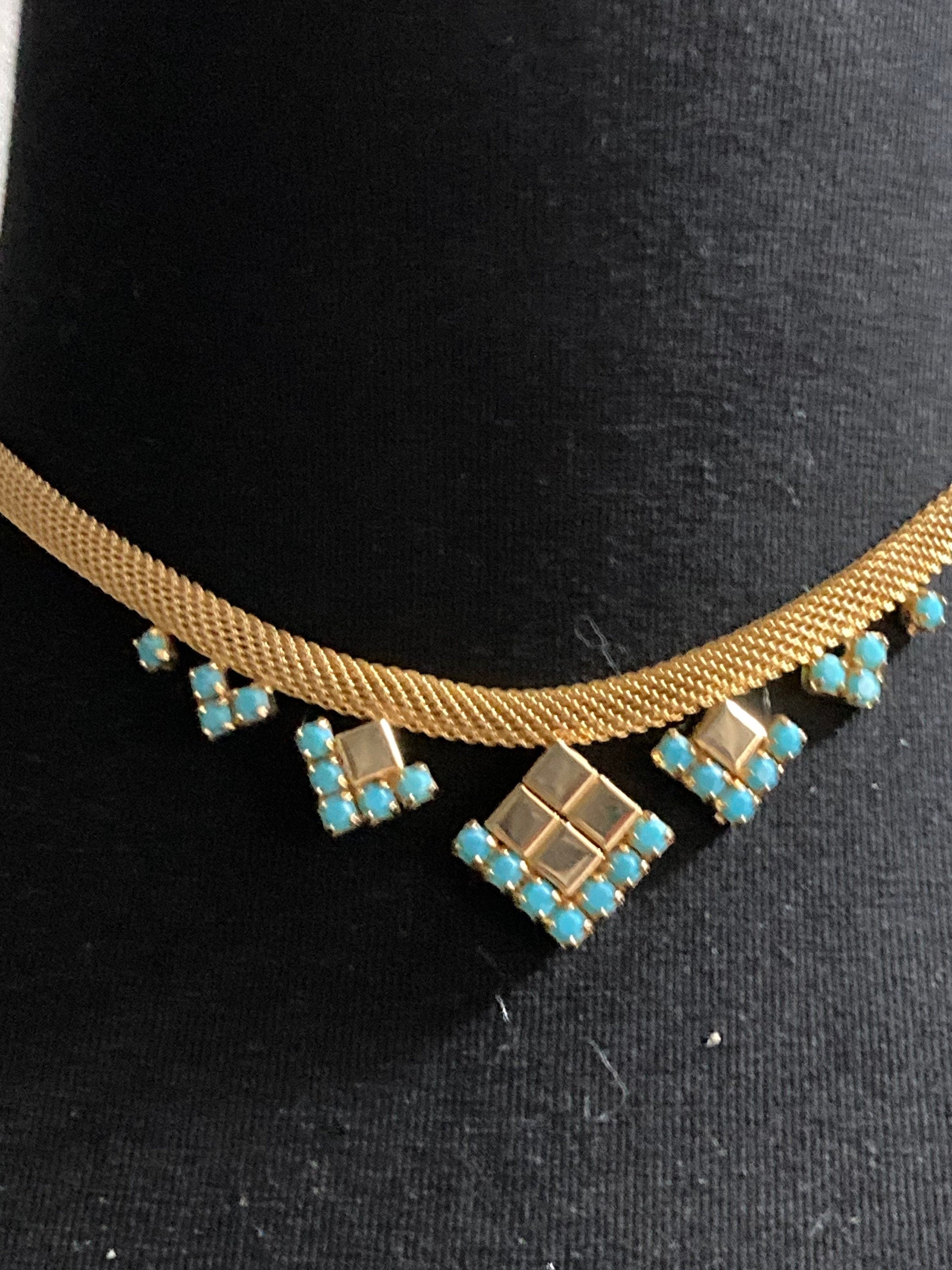 Vintage 1960s gold tone mesh chain choker necklace turquoise stones