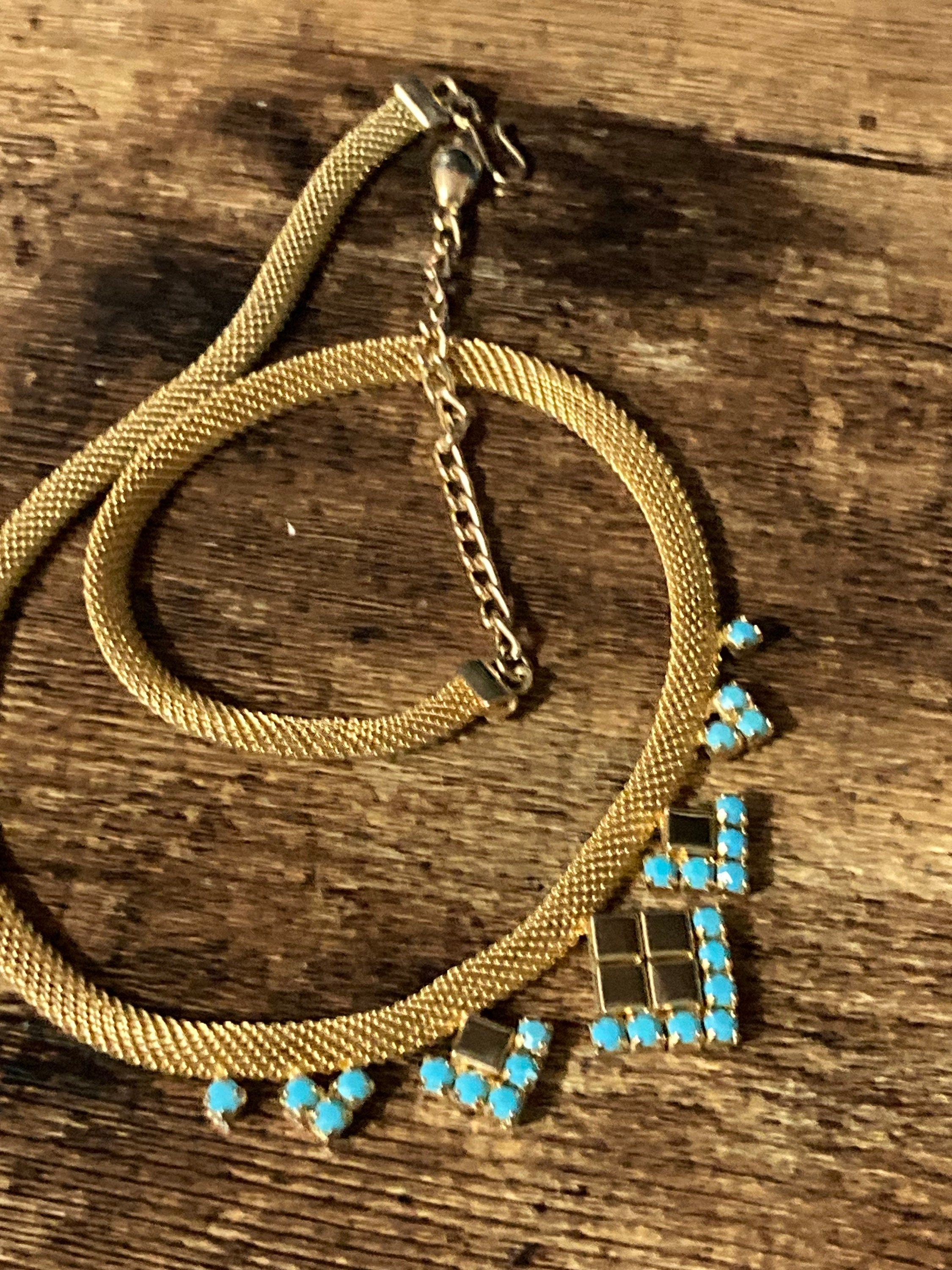 Vintage 1960s gold tone mesh chain choker necklace turquoise stones