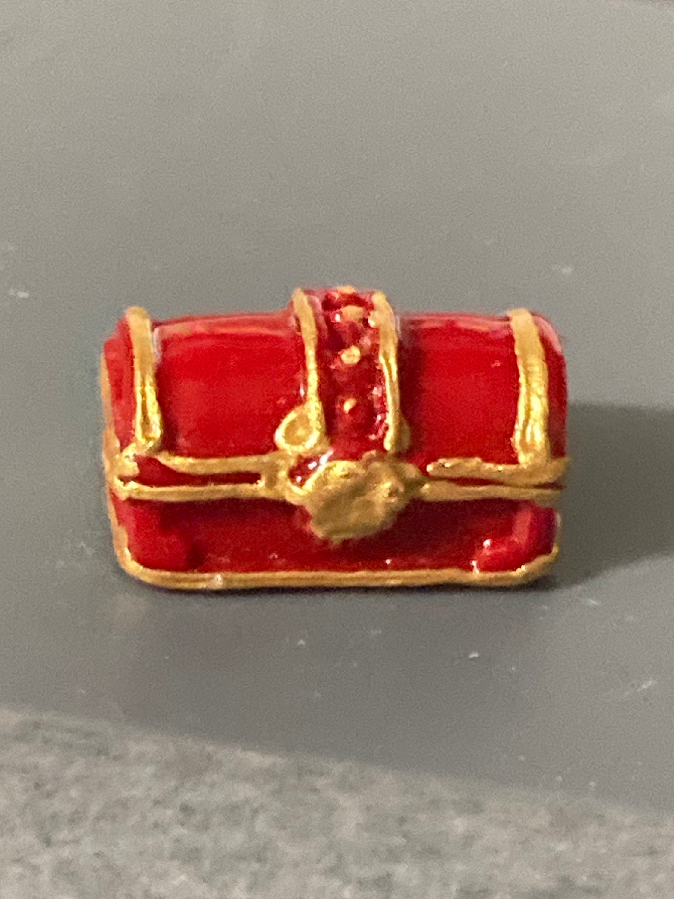 miniature deep sea pirate treasure chest cake topper decoration red gold