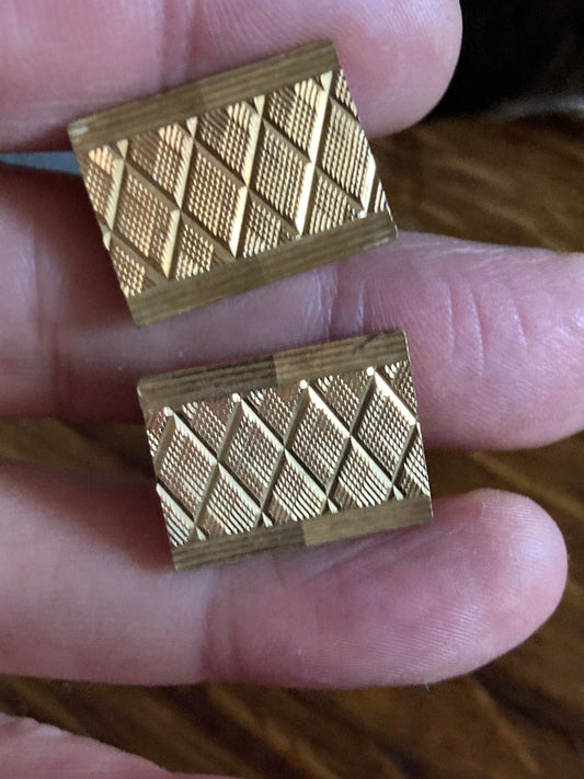 Brutalist 1970s modernist men’s statement gold tone cufflinks