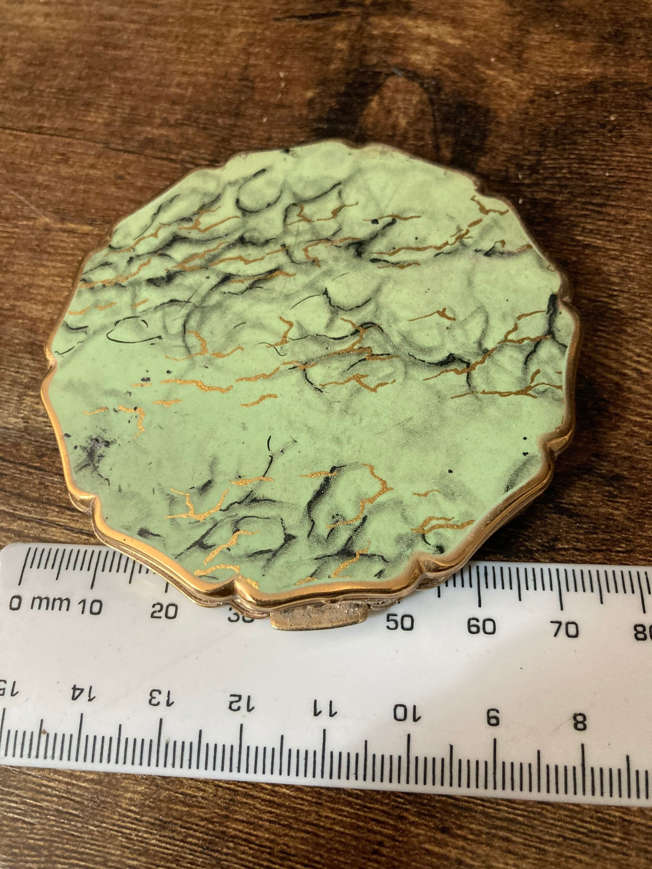 Green gold marbled enamel Stratton powder compact gold tone